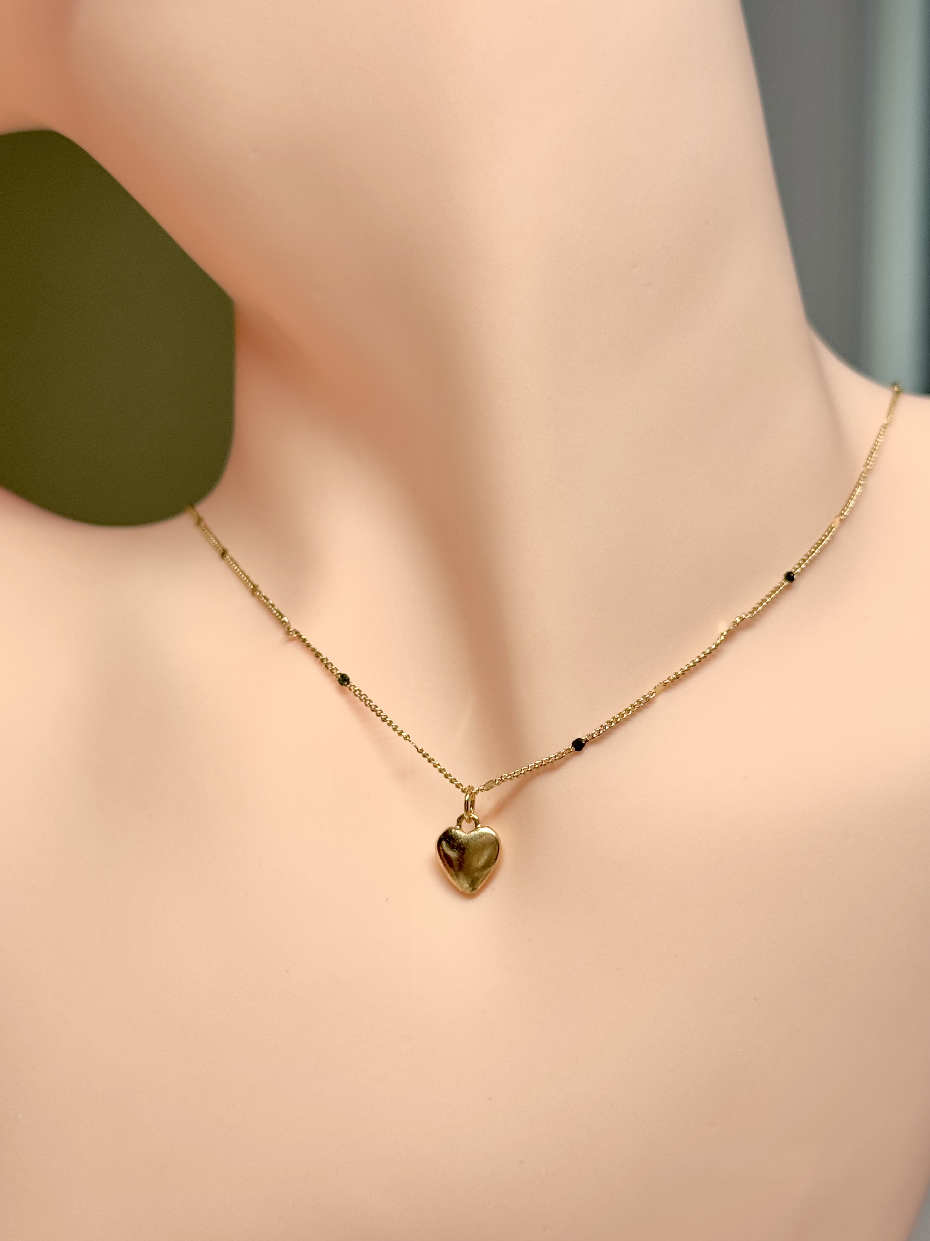 Minimalist heart necklace