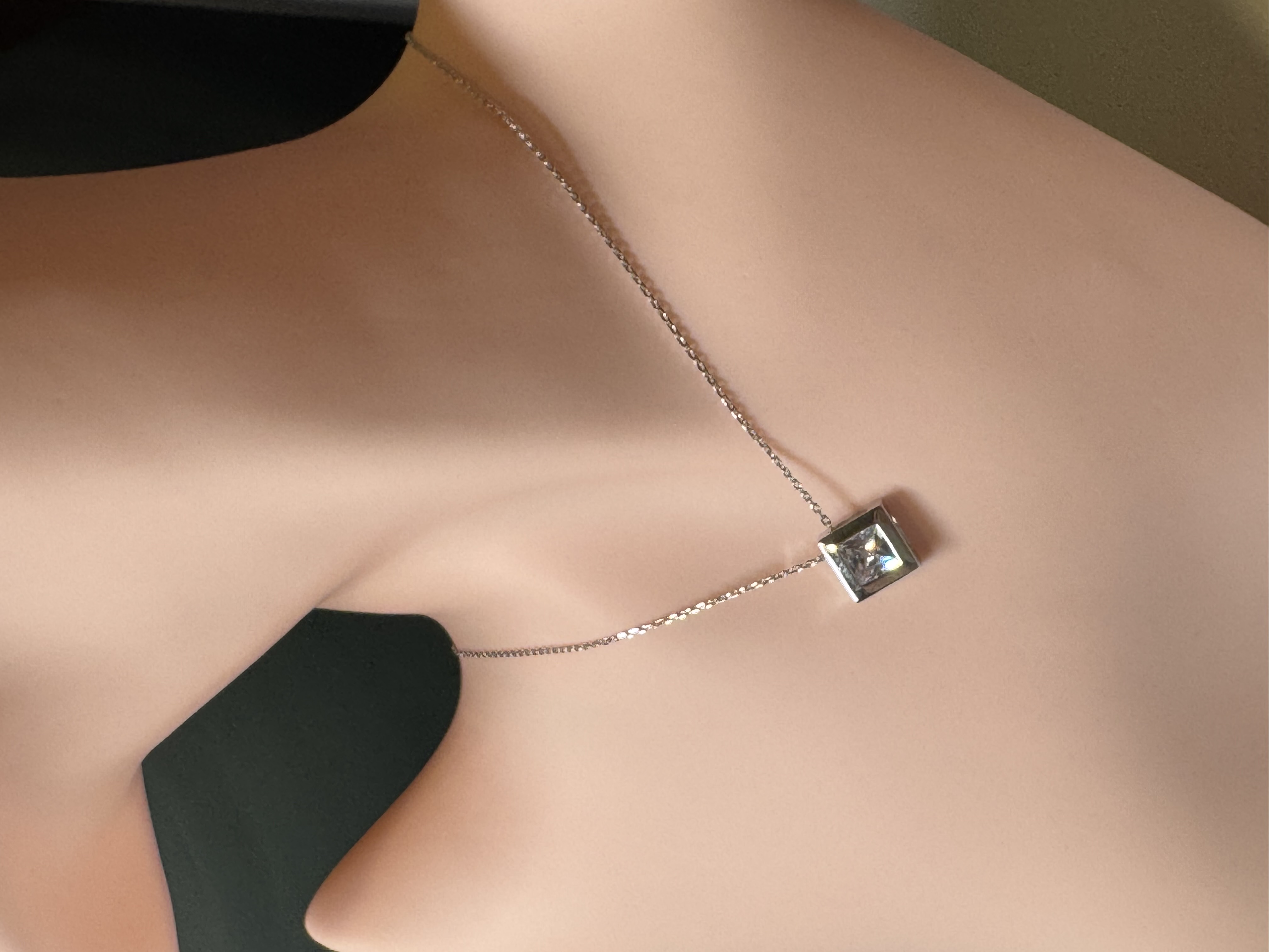 minimal square necklace