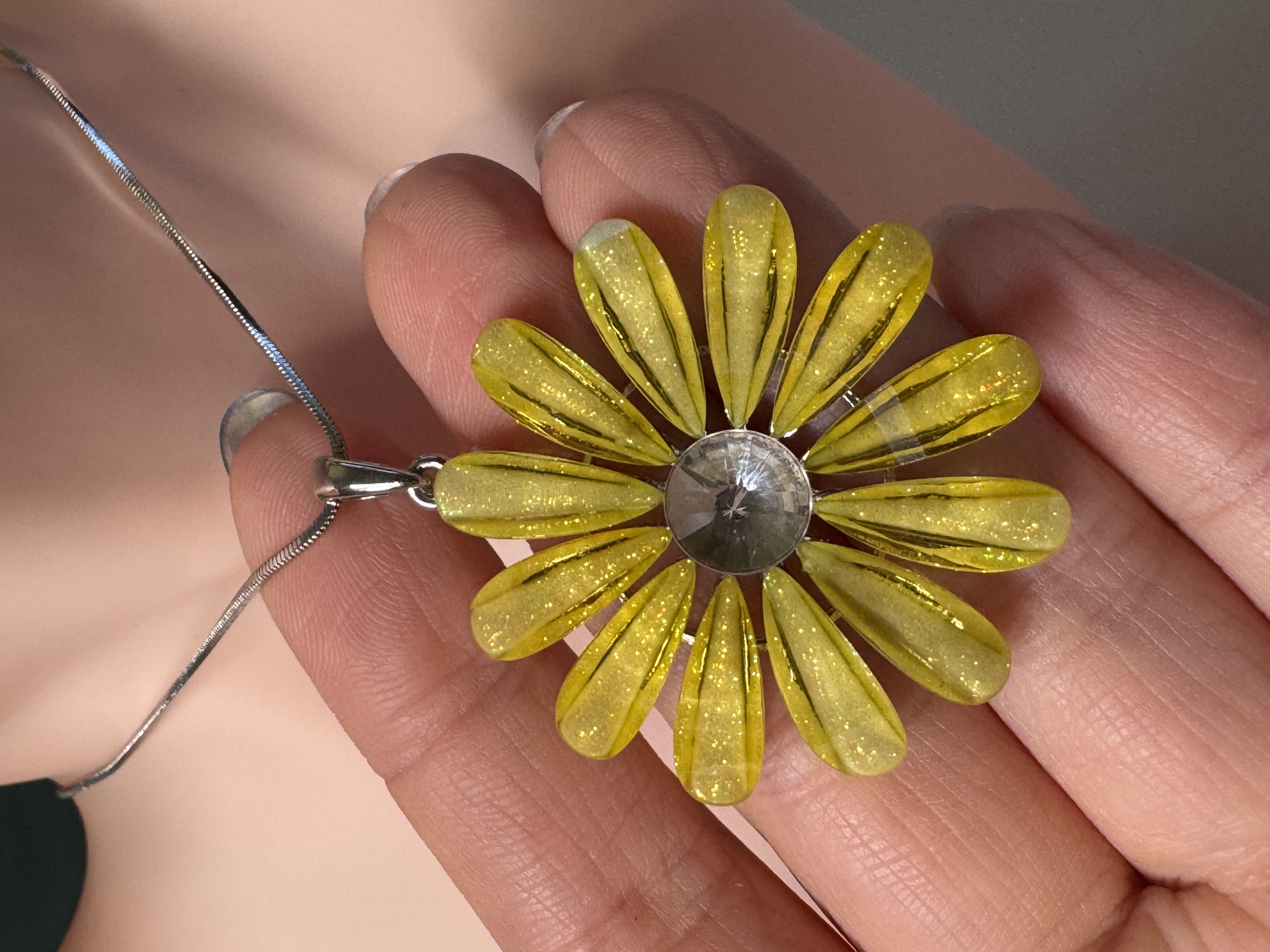 Flower necklace