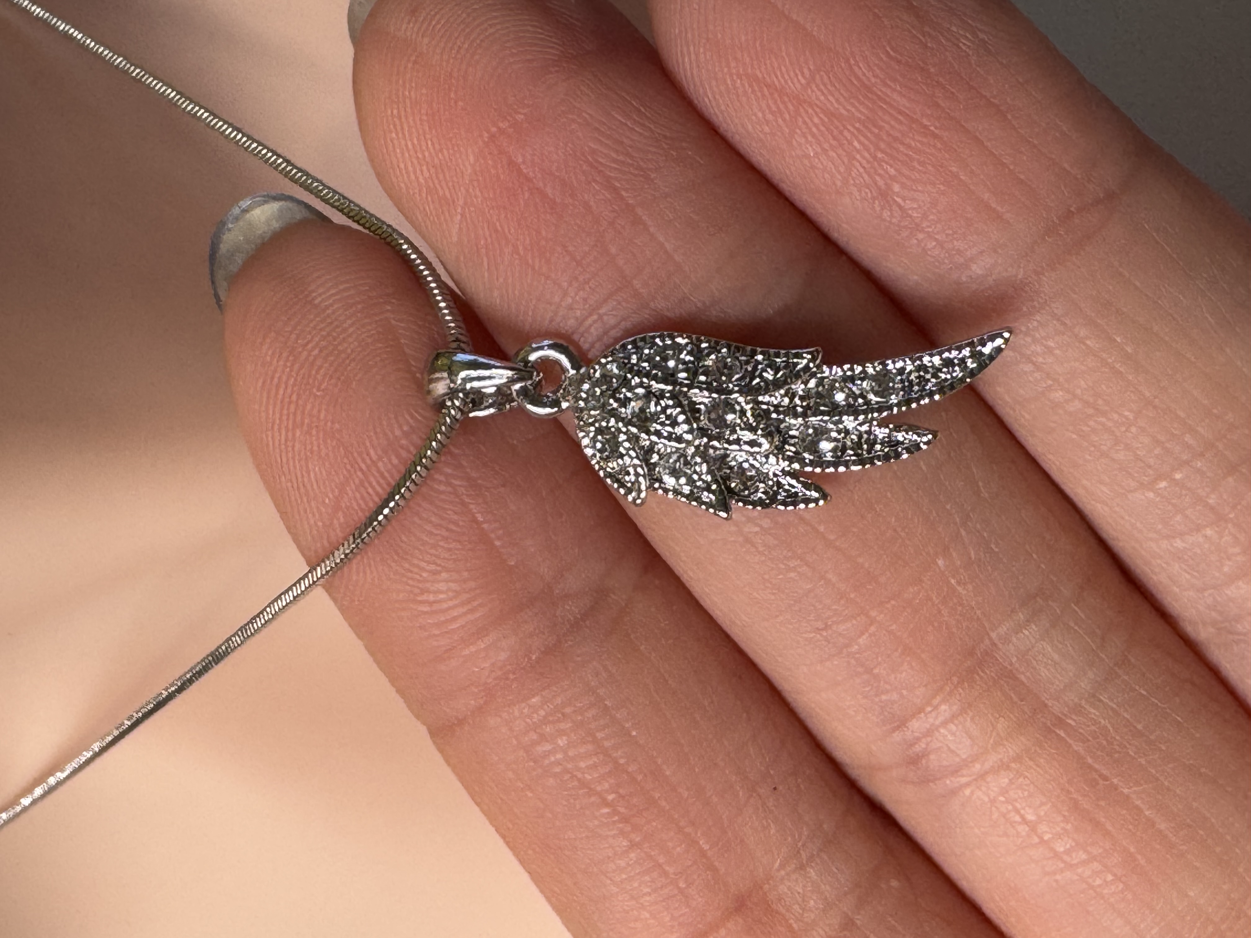 Wing necklace