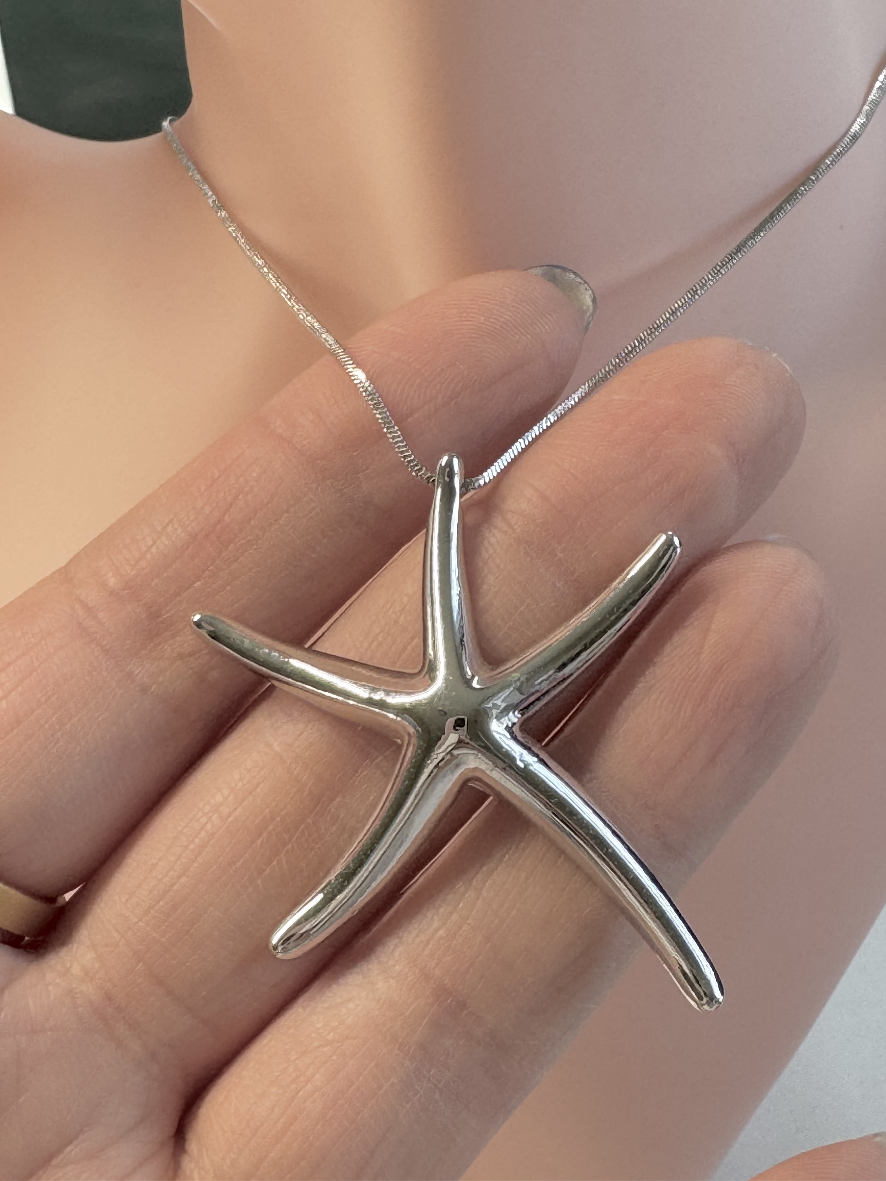 Starfish necklace