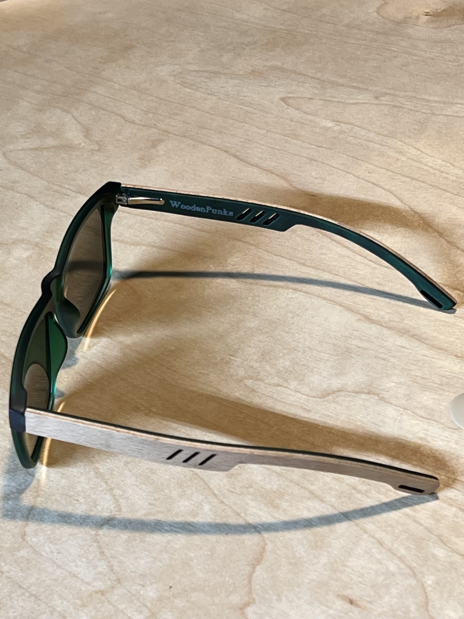 Wooden & Green Polarized Sunglasses