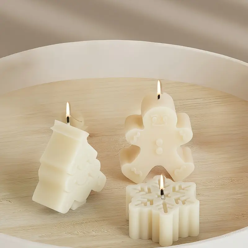 Winterliches Kerzenset “Gingerbread & Snow” – 3 handgegossene Weihnachtskerzen aus Kokos-Raps-Wachs