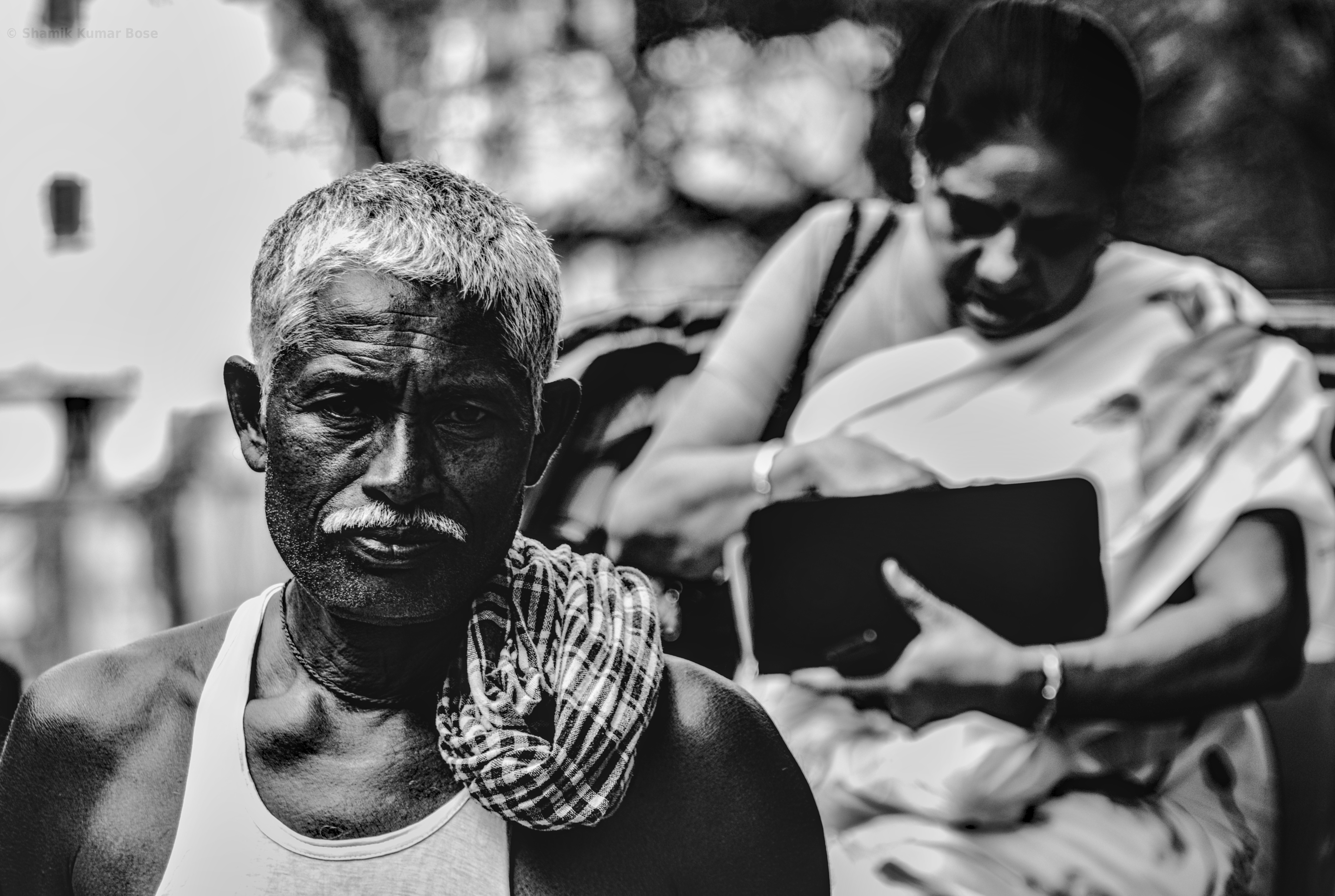 Award-winning authentic traditional candid street moments in Kolkata