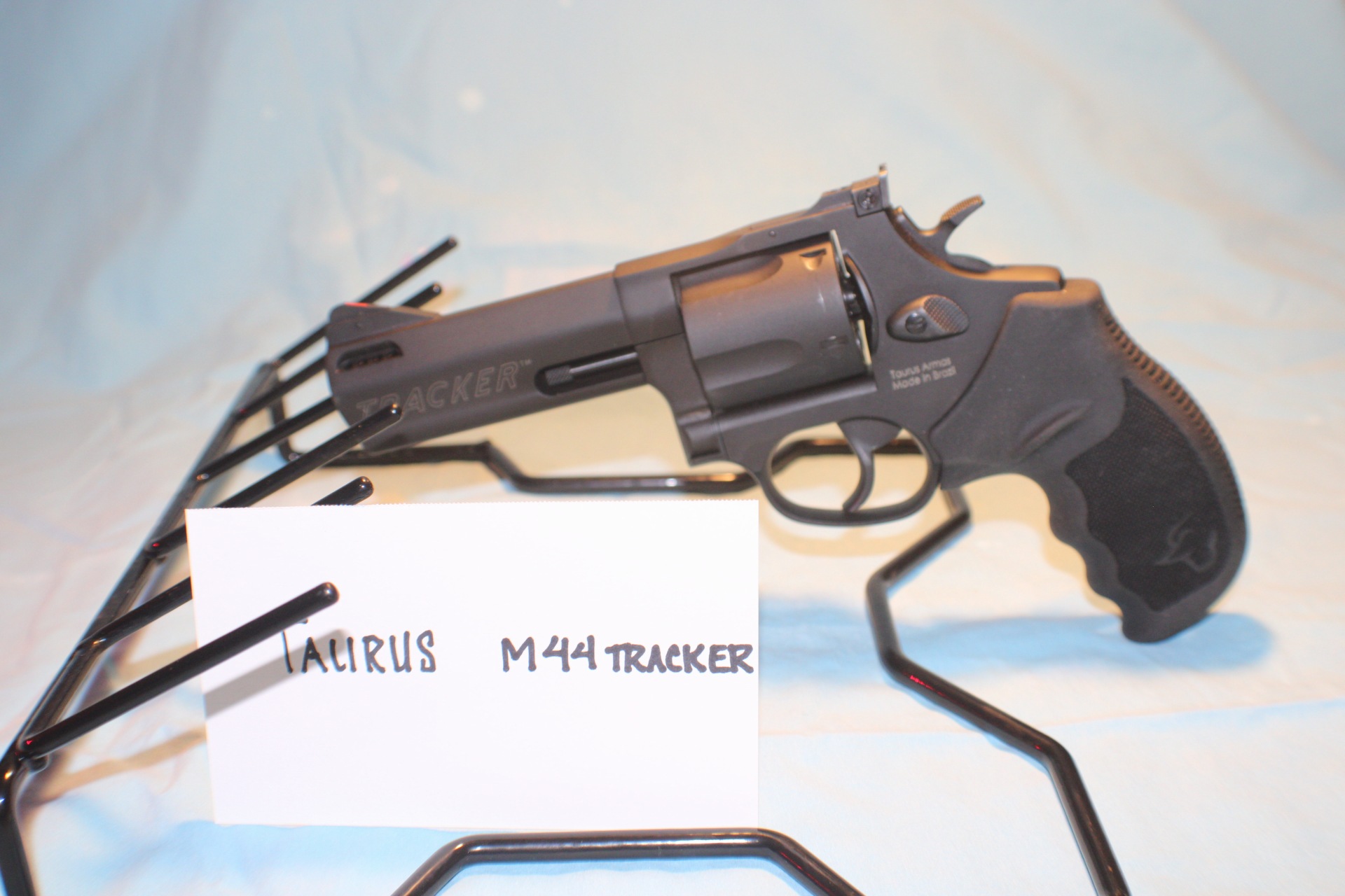 Taurus M44 Tracker