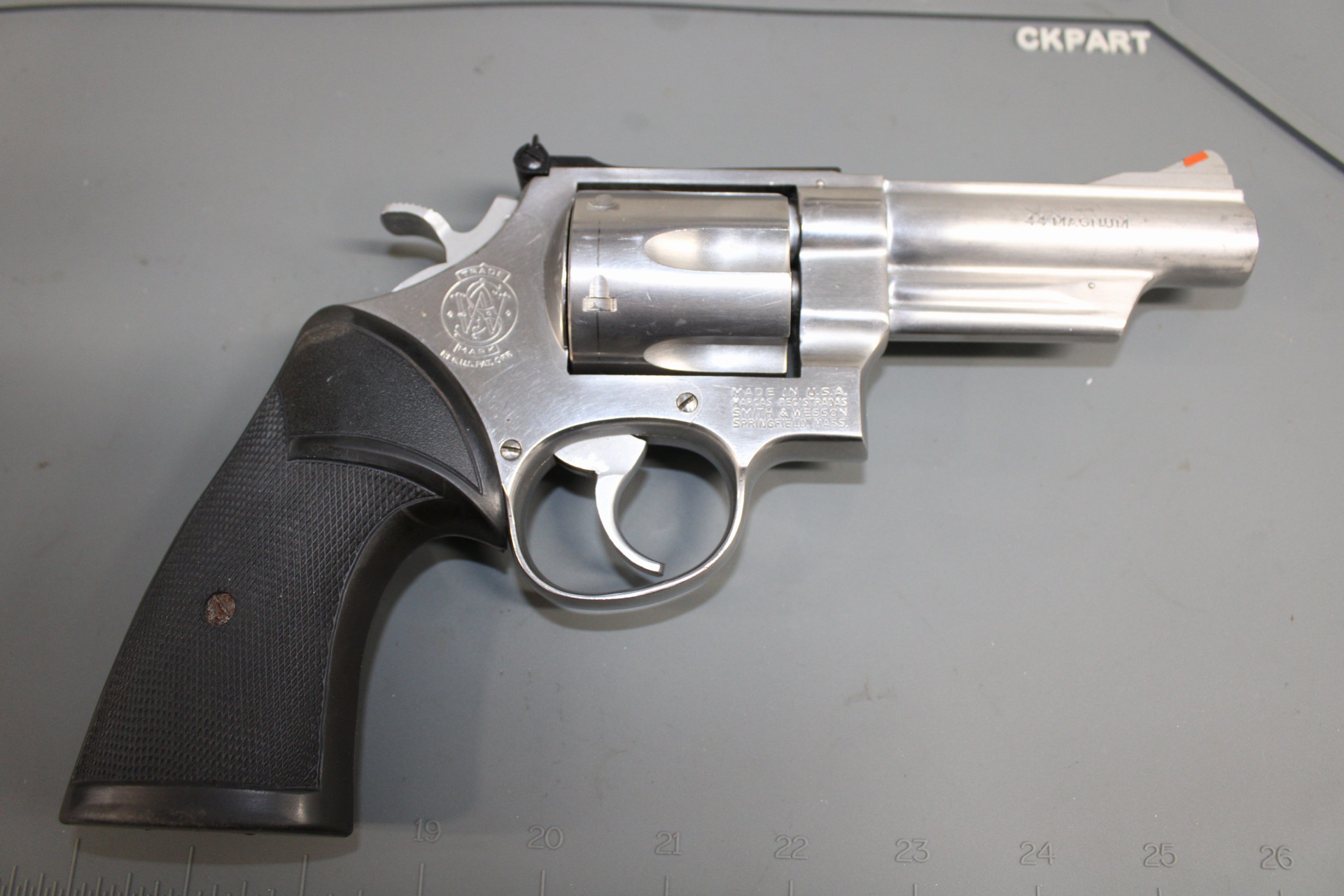 Smith & Wesson Model 629 .44 Magnum Stainless Finish