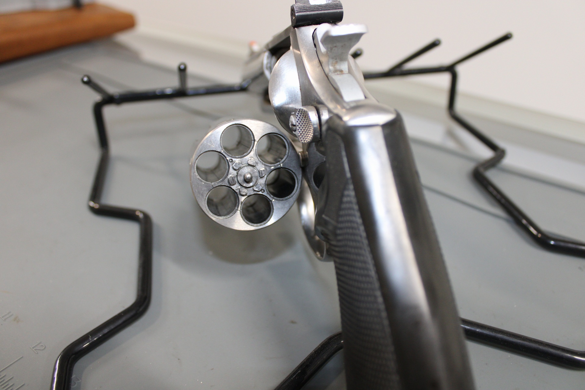 Smith & Wesson Model 629 .44 Magnum Stainless Finish