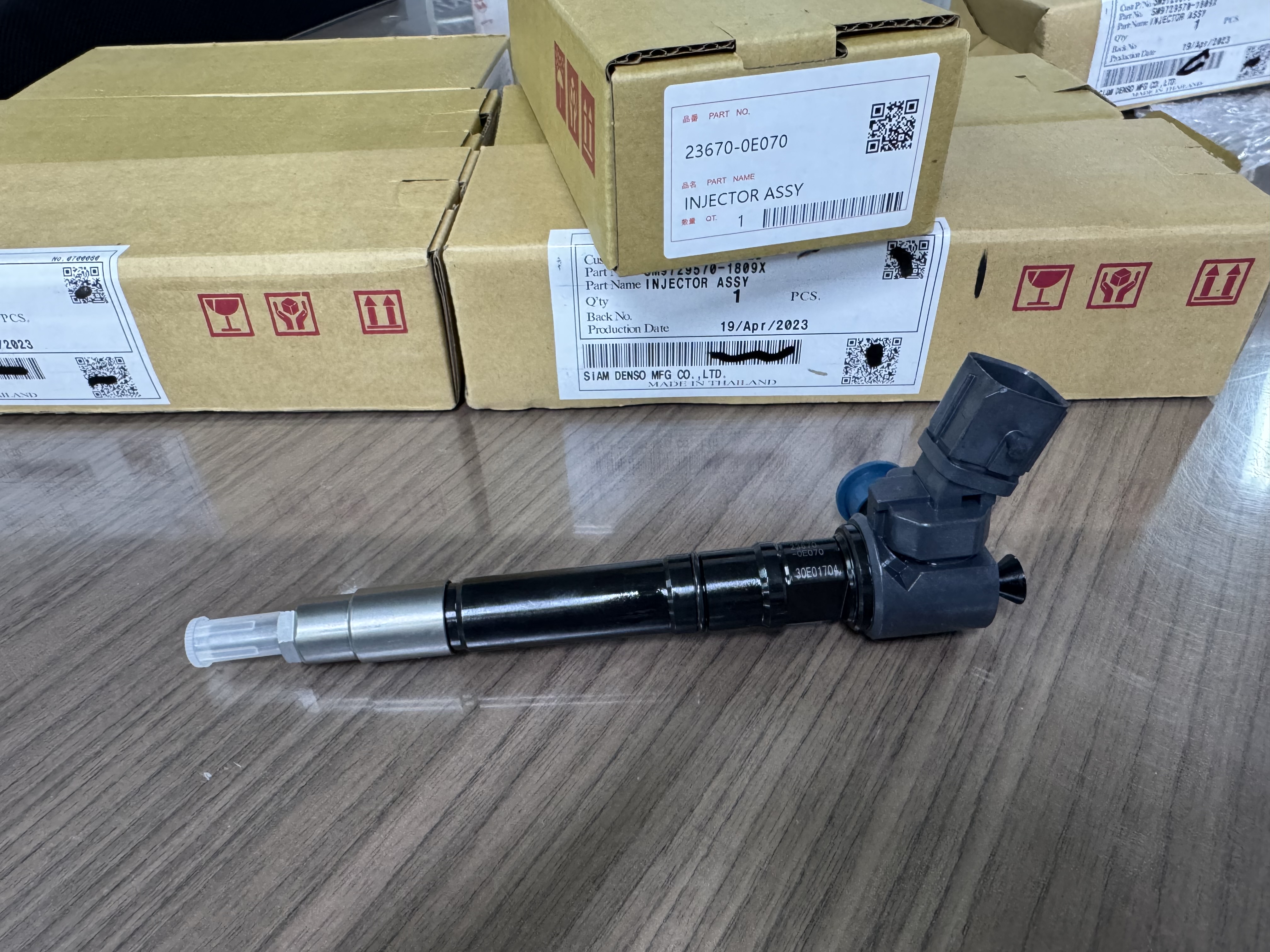 Inyector Denso 6 pines