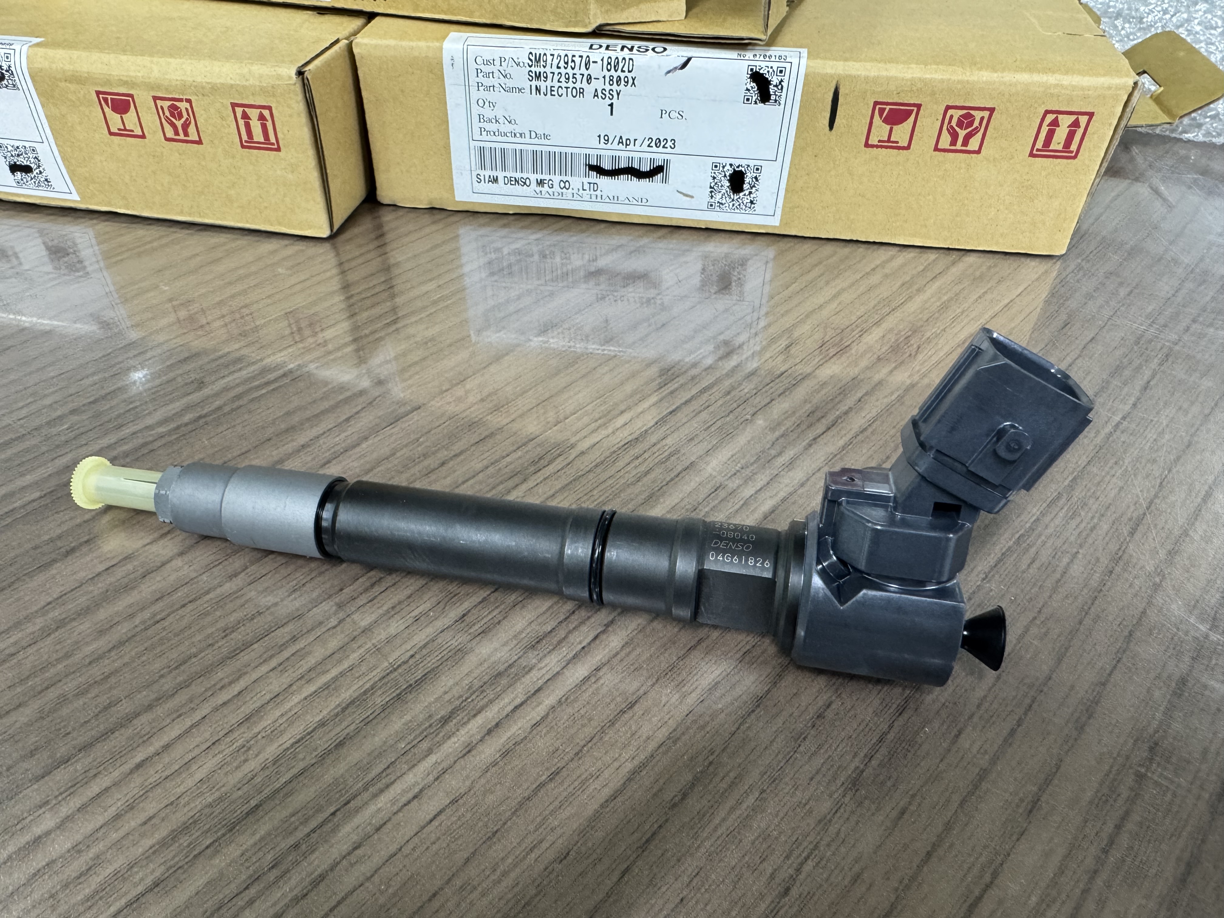 Inyector Denso 6 pines