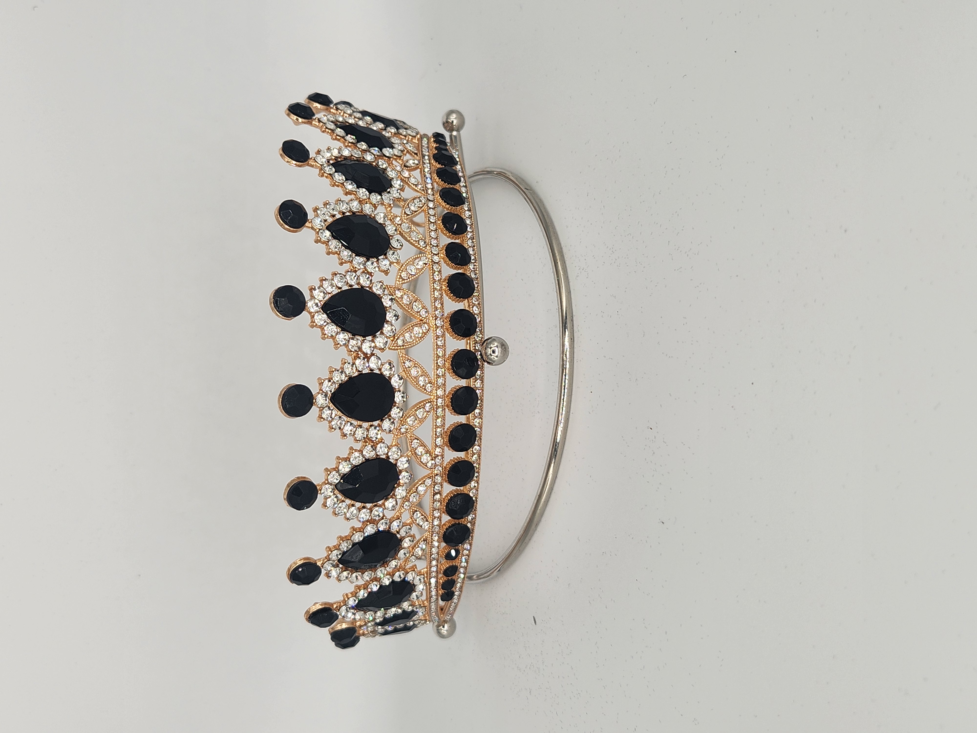 	Iris's Tiara