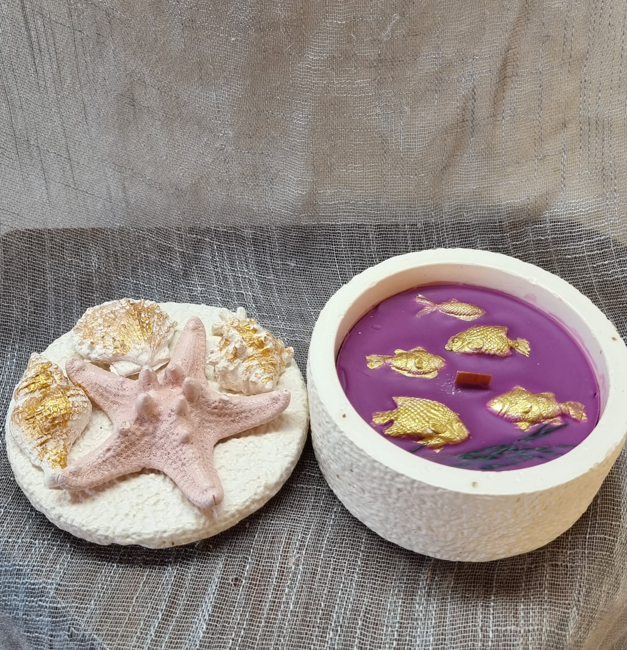 Big-size Fishies in Lavender Sea (lavender scented)