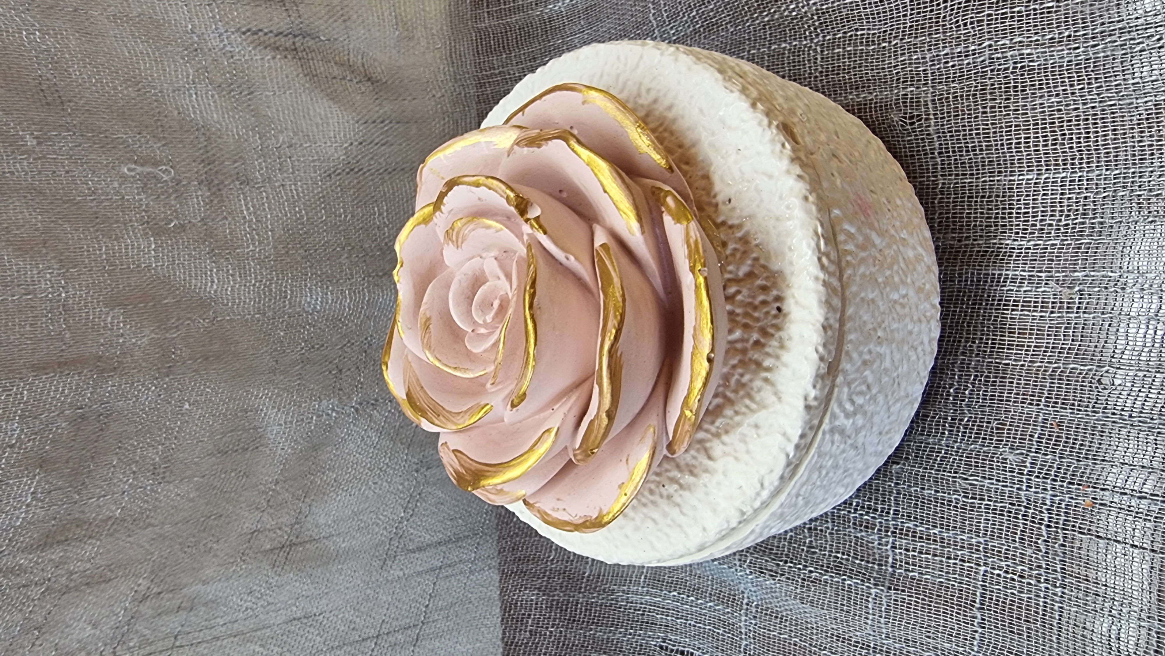 Big-size Dolce Vita (peach scented)