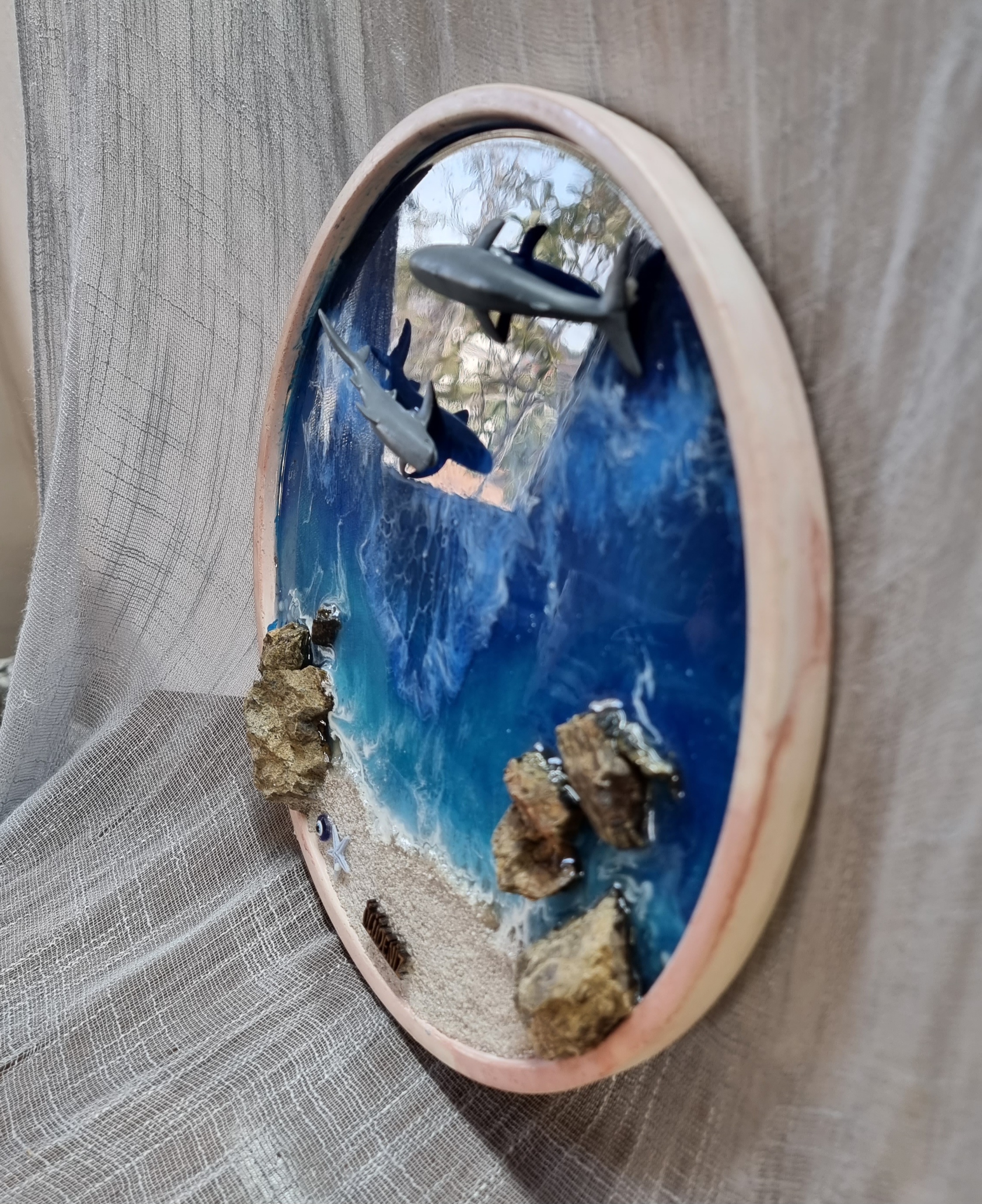 Big-size plate/tray with epoxy resin image