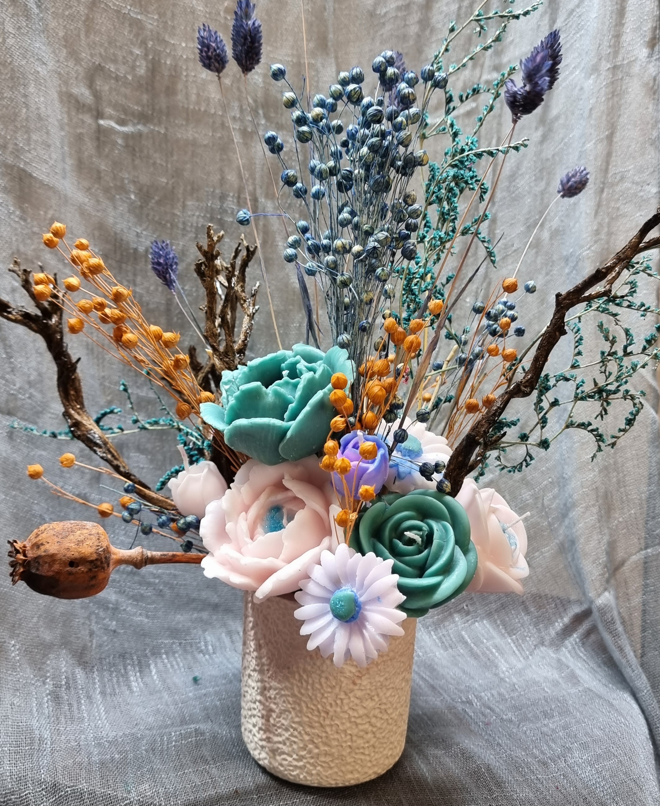 Wax flower bouquet: green-and-white theme