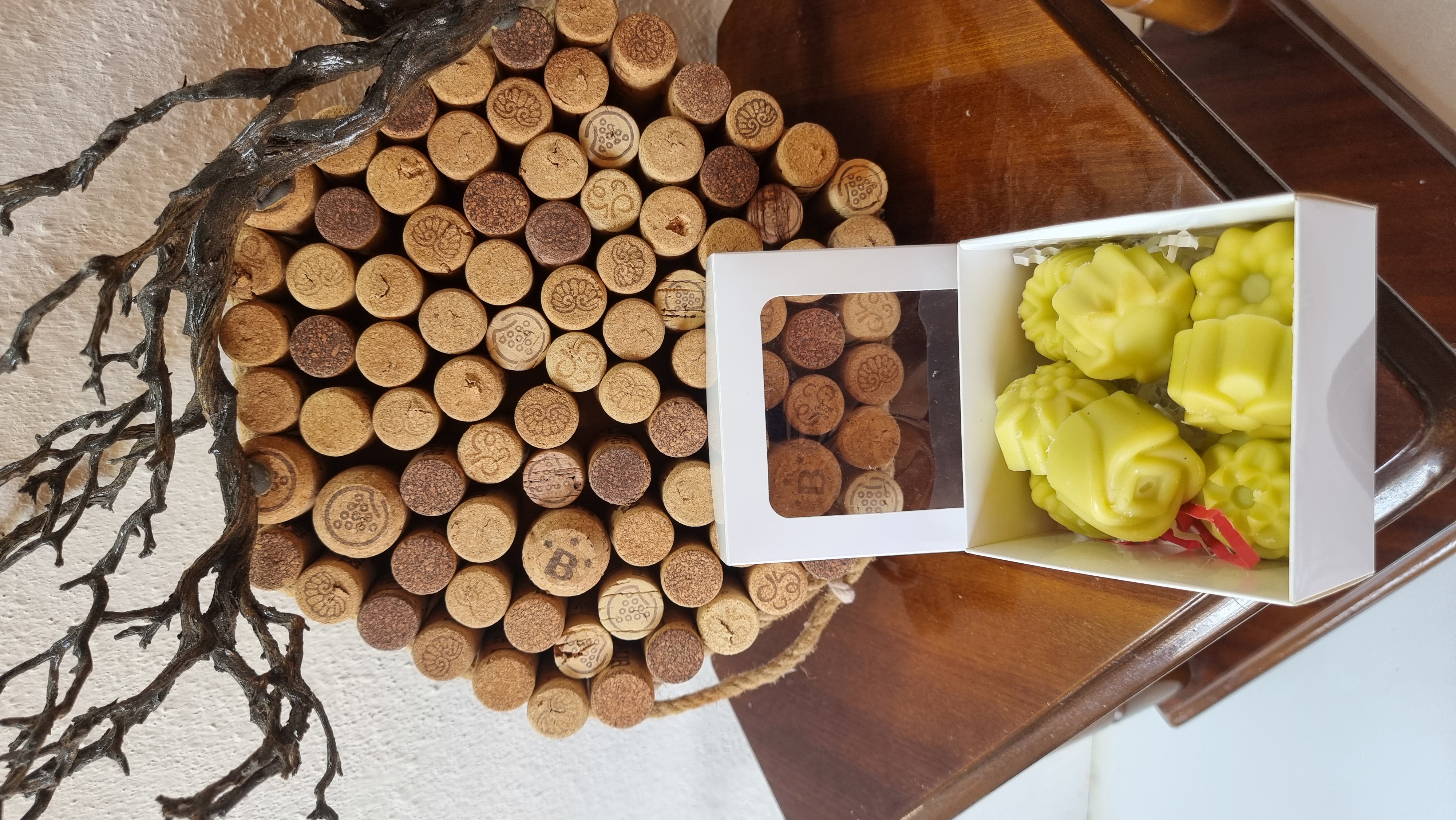 Wax melts with lemon scent