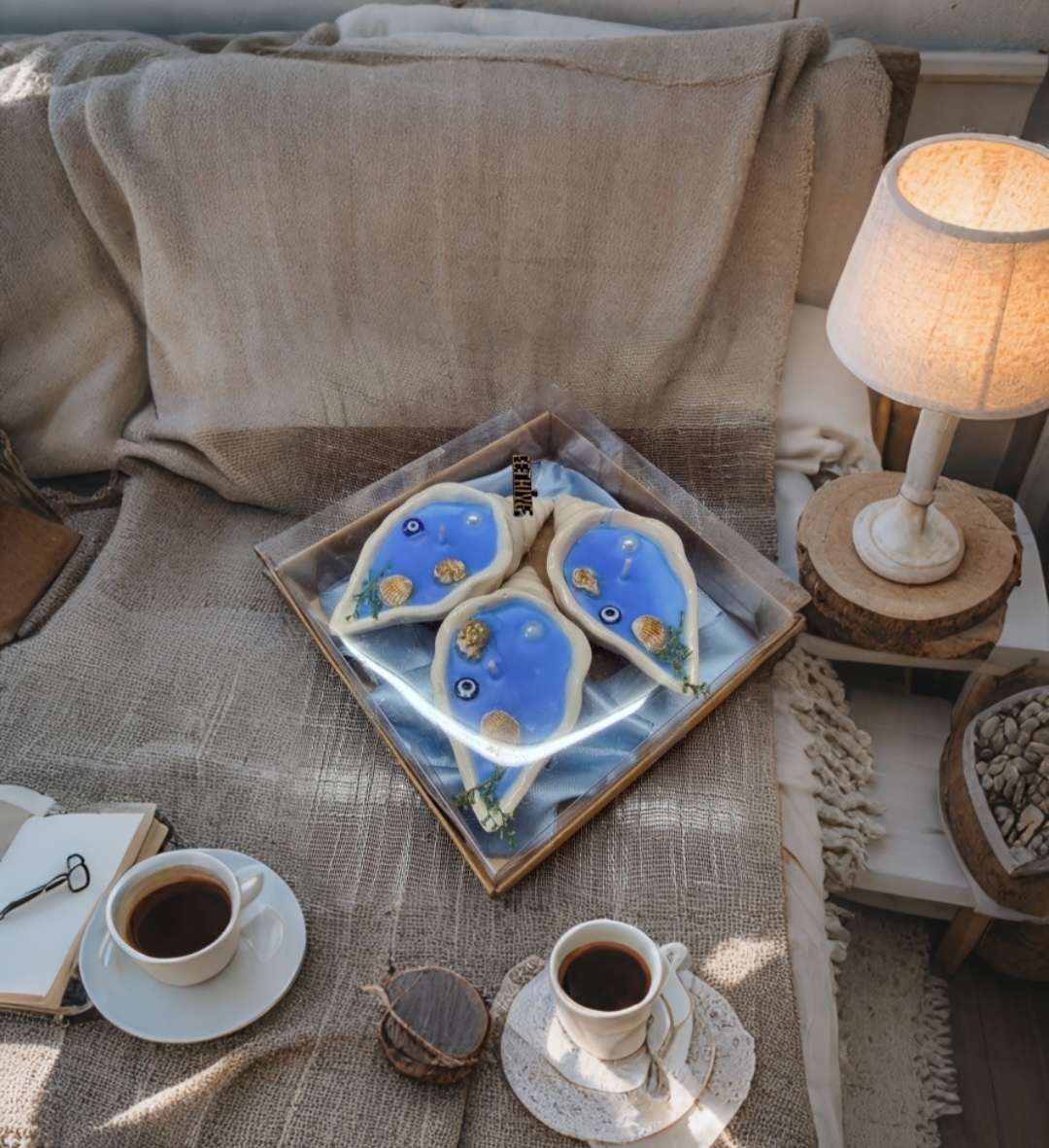 Set of blue candles in a gift box (fresh linen scented)