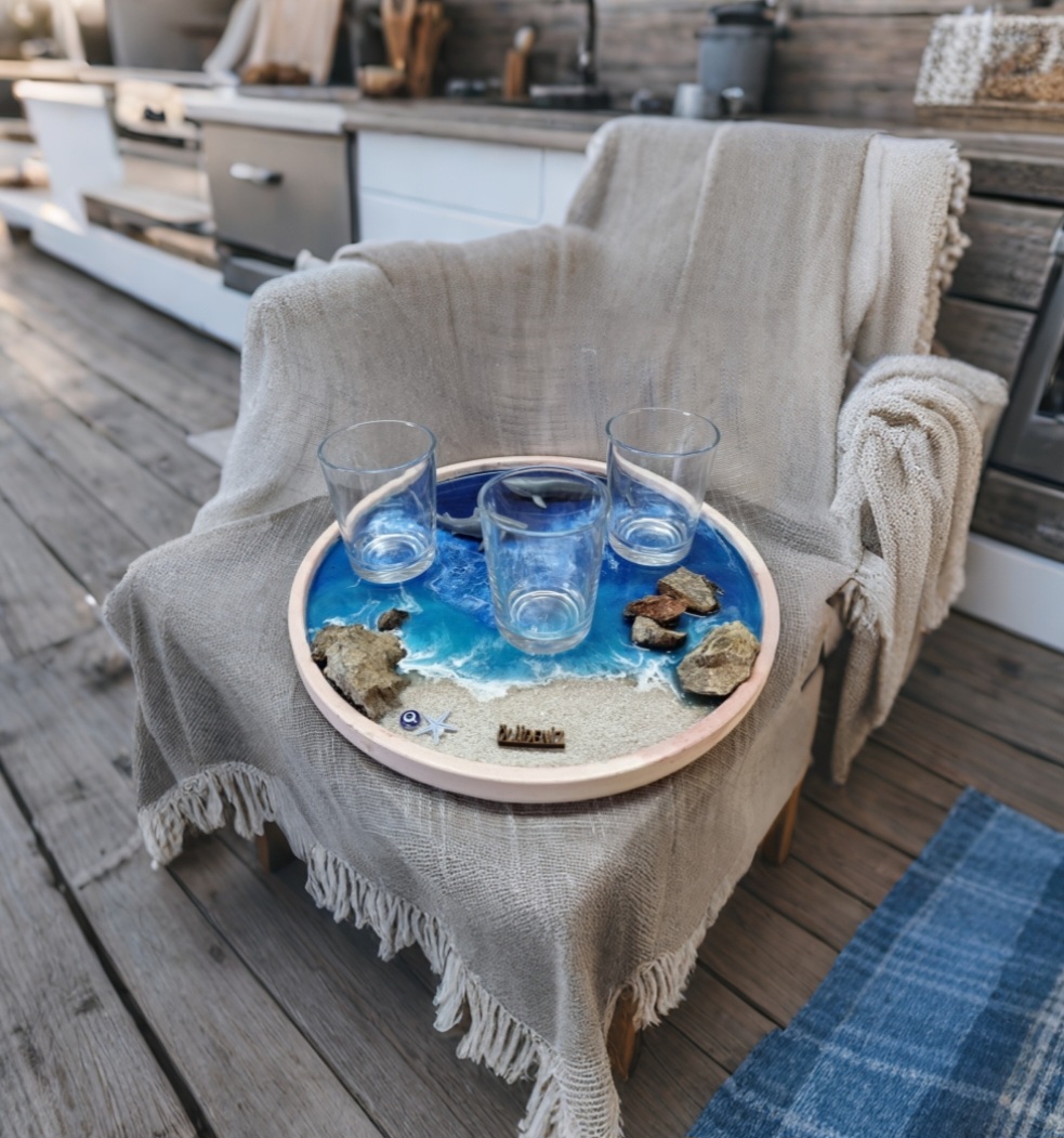 Big-size plate/tray with epoxy resin image