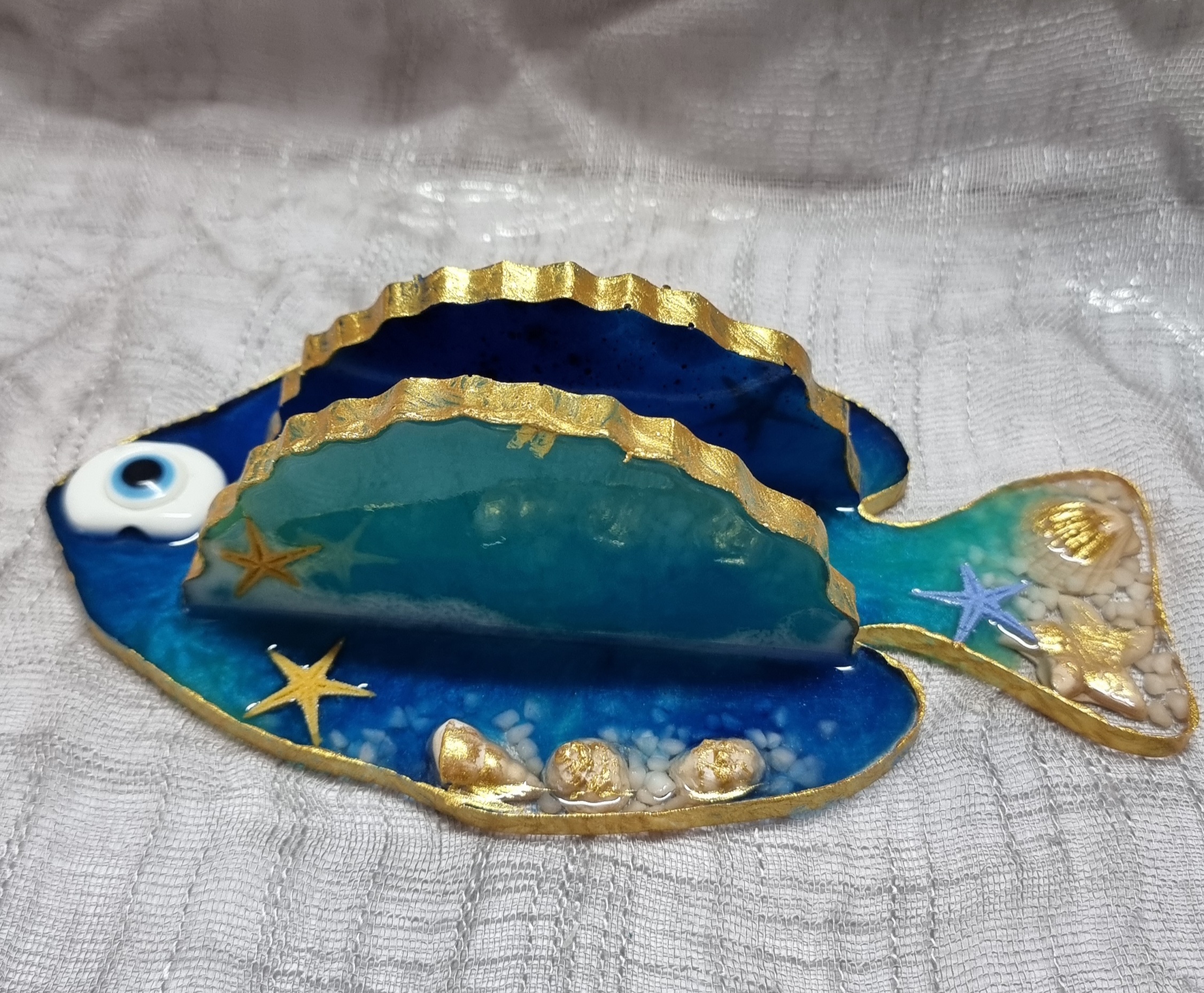 Epoxy-resin fish-shaped napkin holder