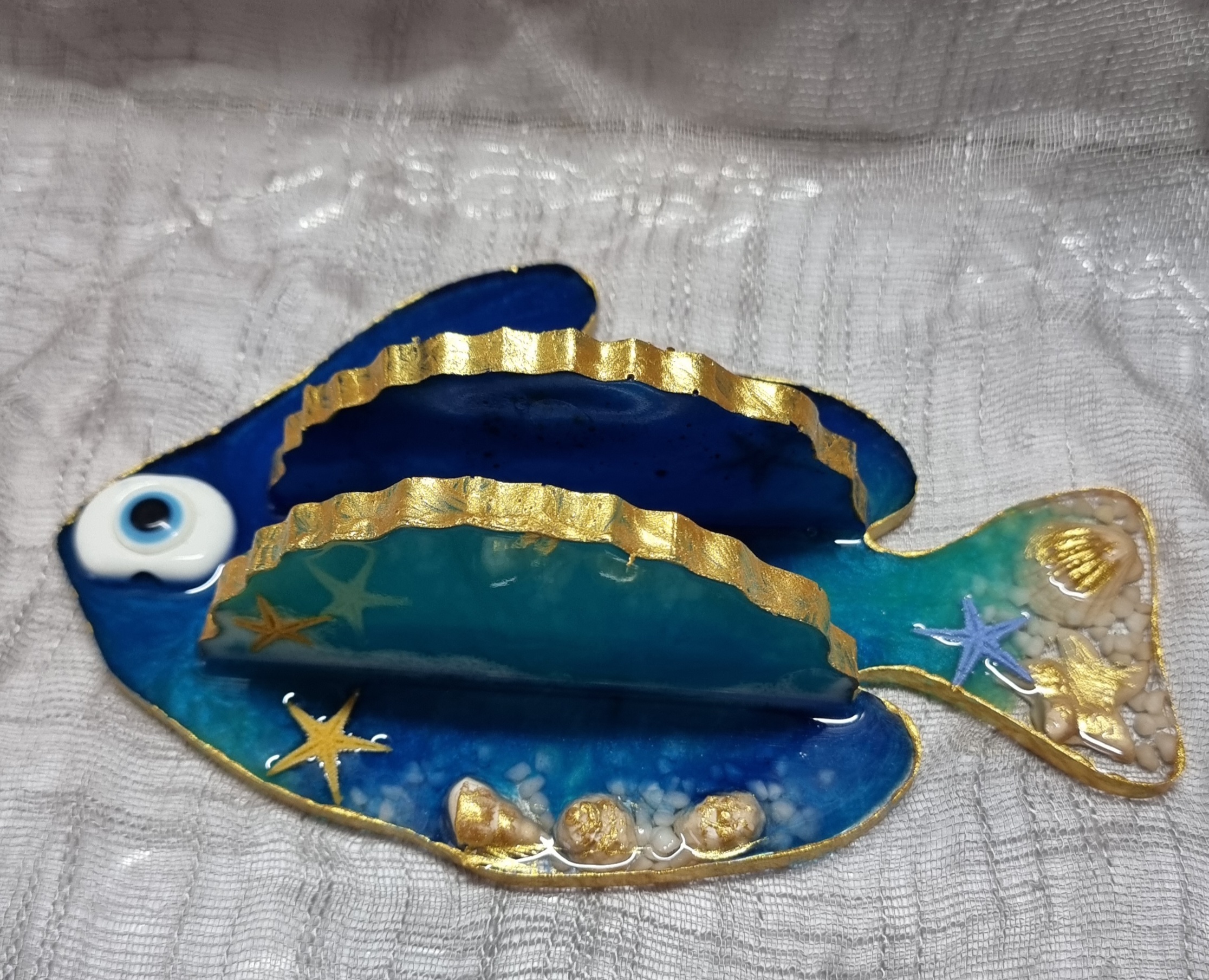 Epoxy-resin fish-shaped napkin holder