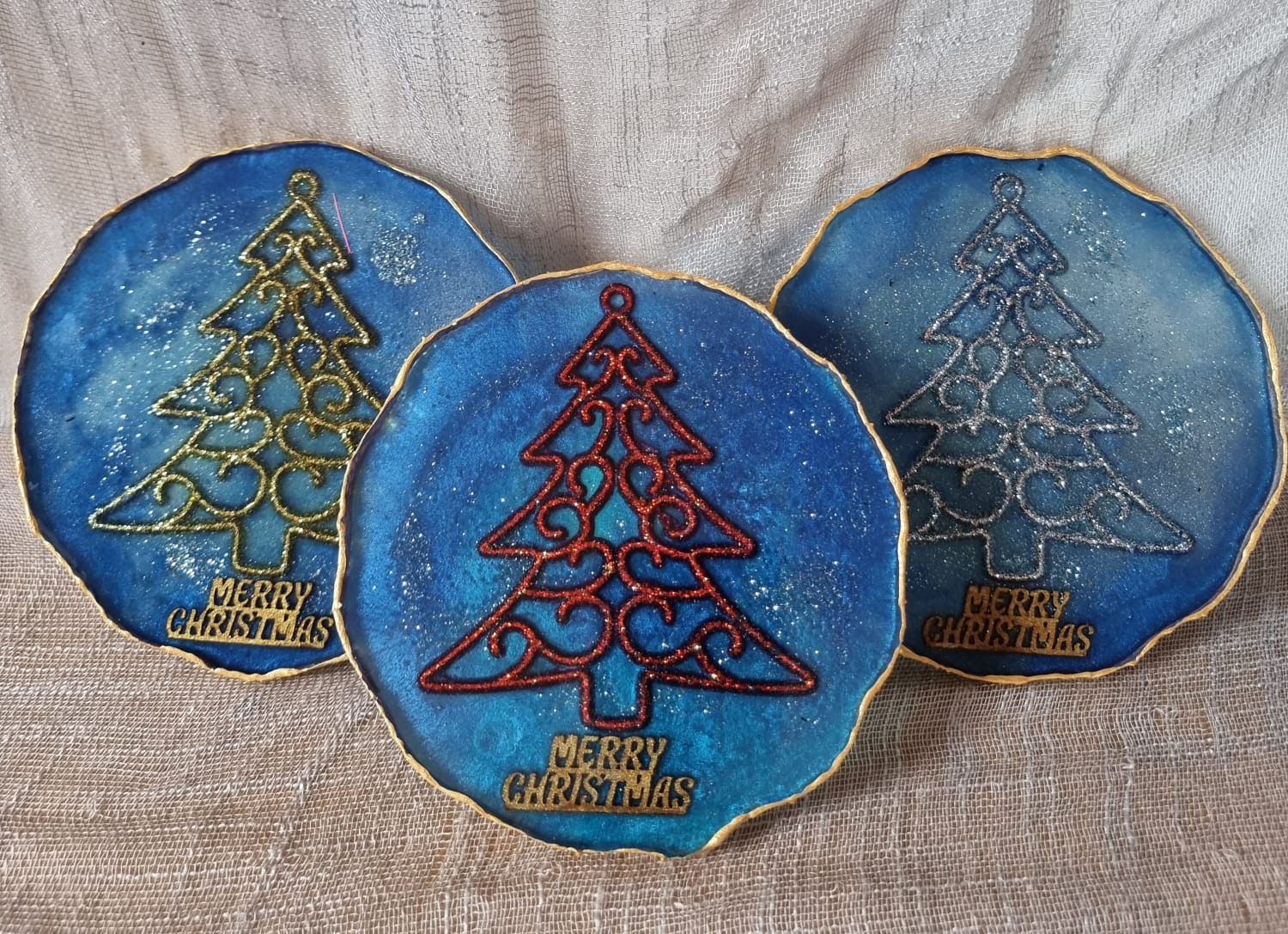 Christmas themed epoxy-resin coasters: Christmas Tree