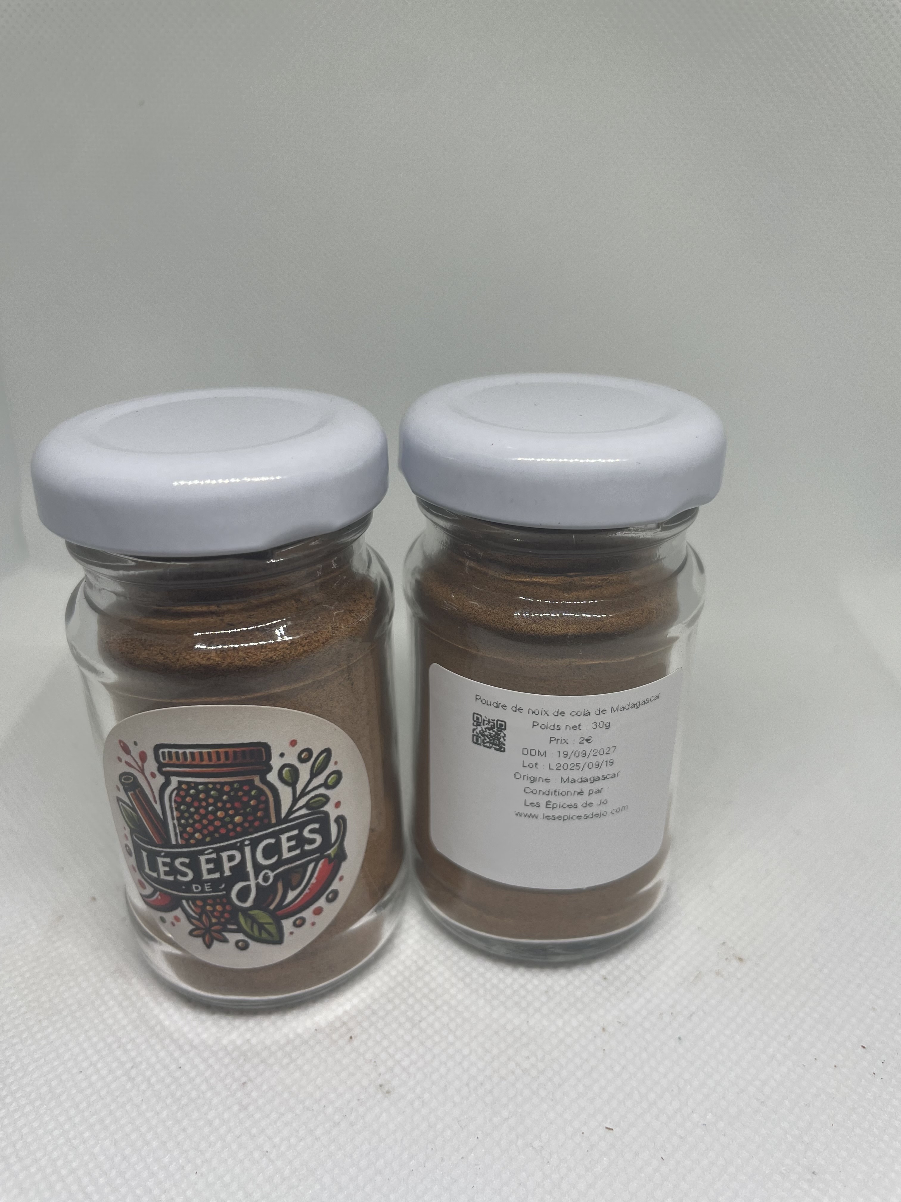 poudre de noix de cola de Madagascar