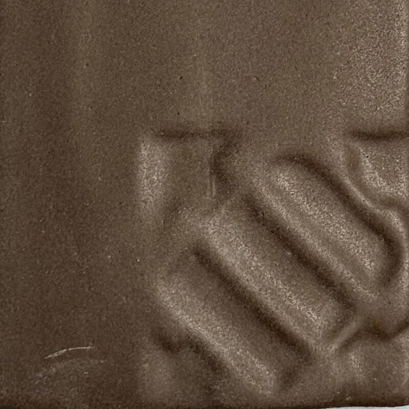 Esmalte Marrón Oscuro mate 