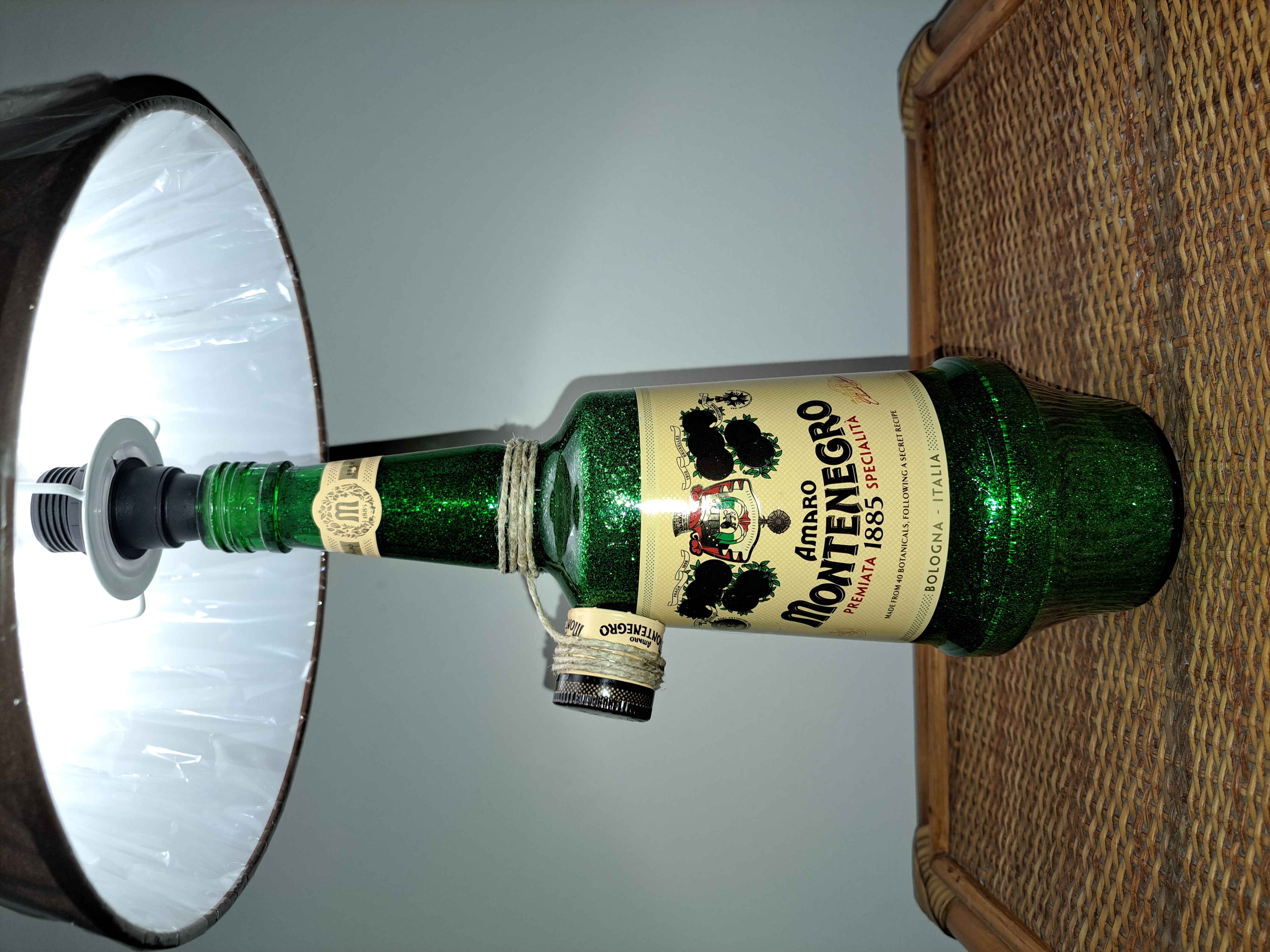 Lampada Bottiglia Amaro Montenegro