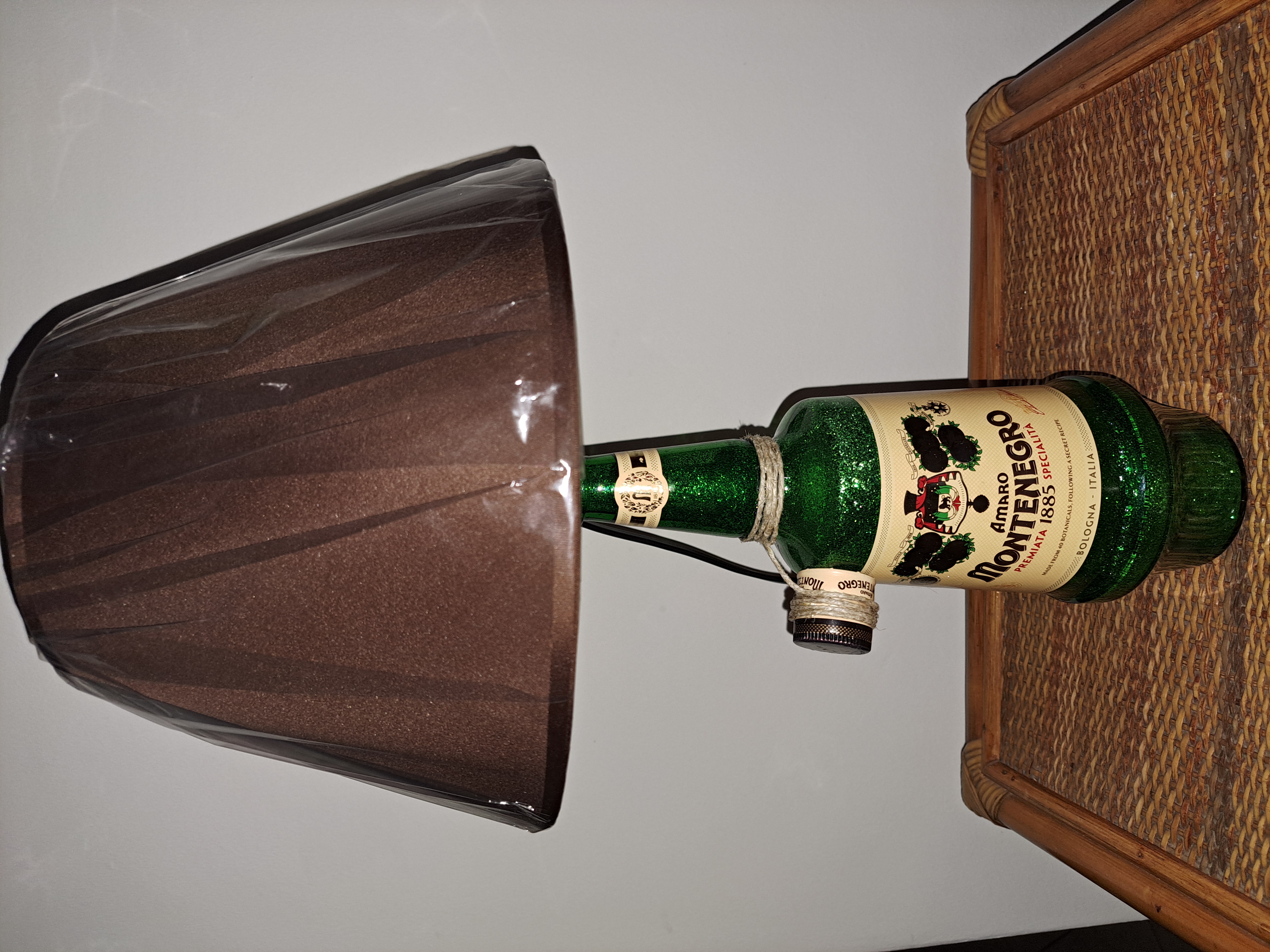 Lampada Bottiglia Amaro Montenegro