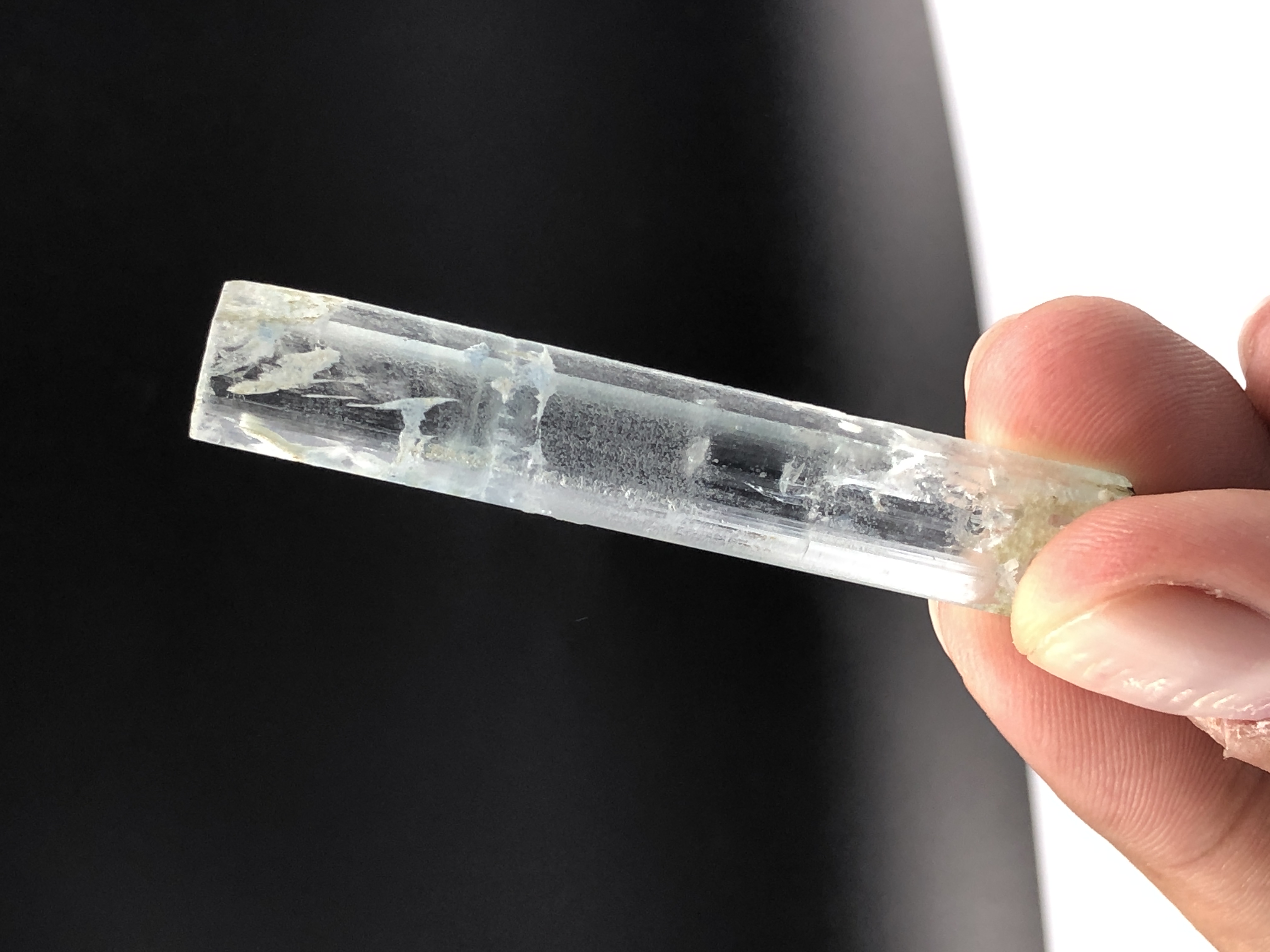 Naturally Terminated Aquamarine Crystal, from Nagar Valley - Pkaistan.