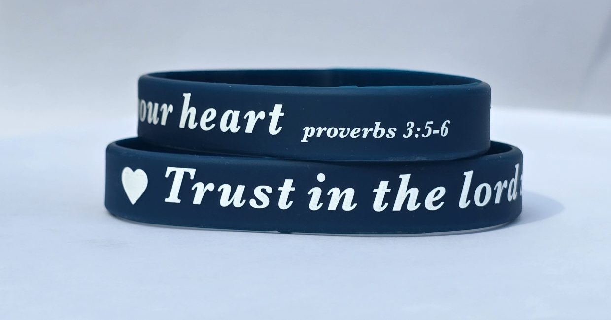 Trust in the Lord Wristband