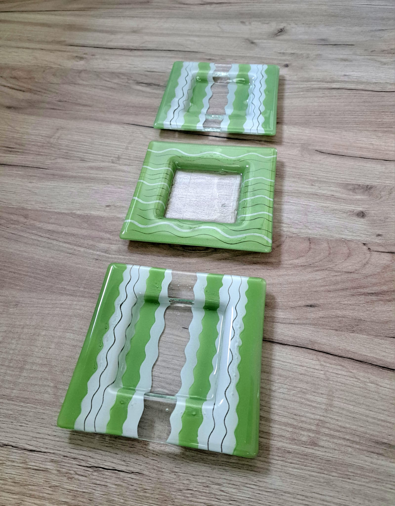 Set čtvercových talířků - "Pastelově zelená"