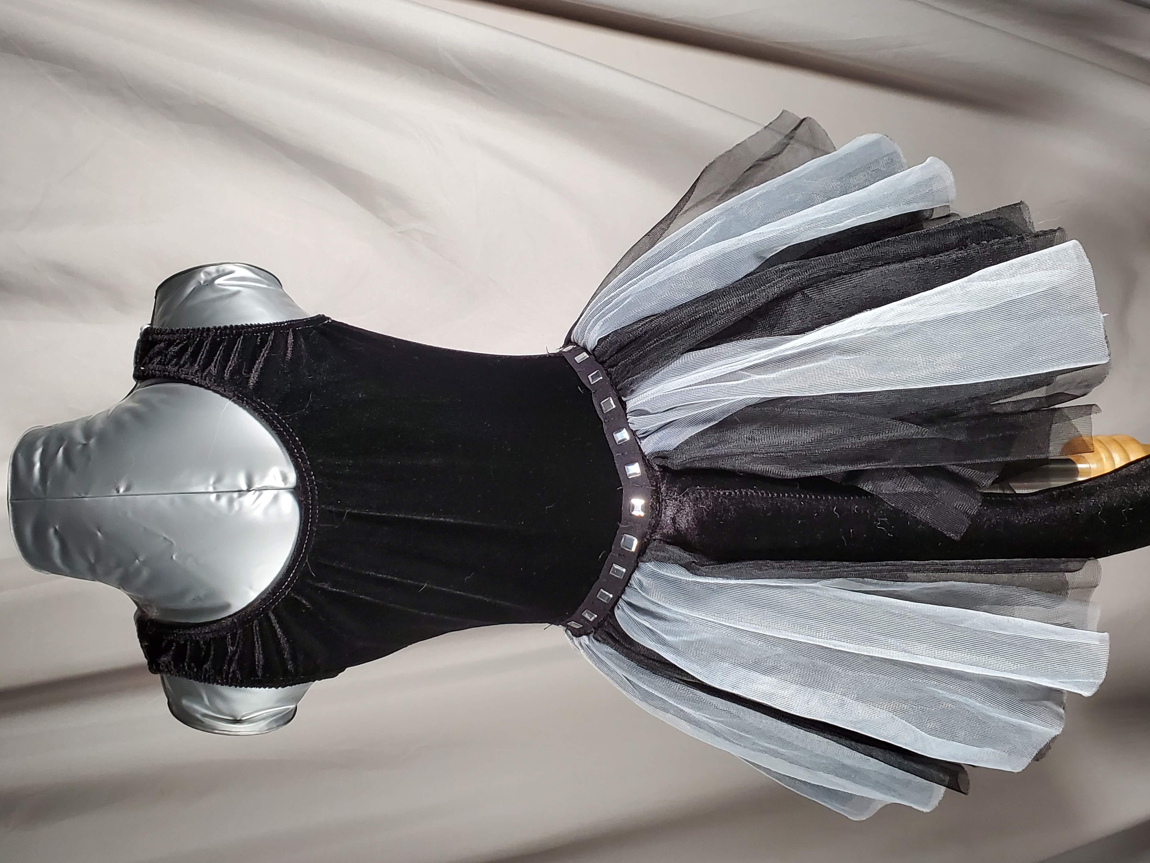 DAN006 - Child X-Sm., Small