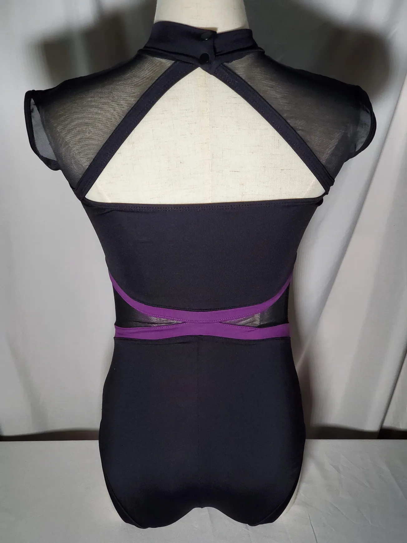 BS033 - Adult Medium