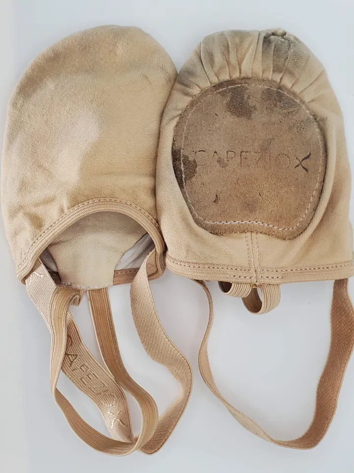 F050 - Adult XL  HO64W