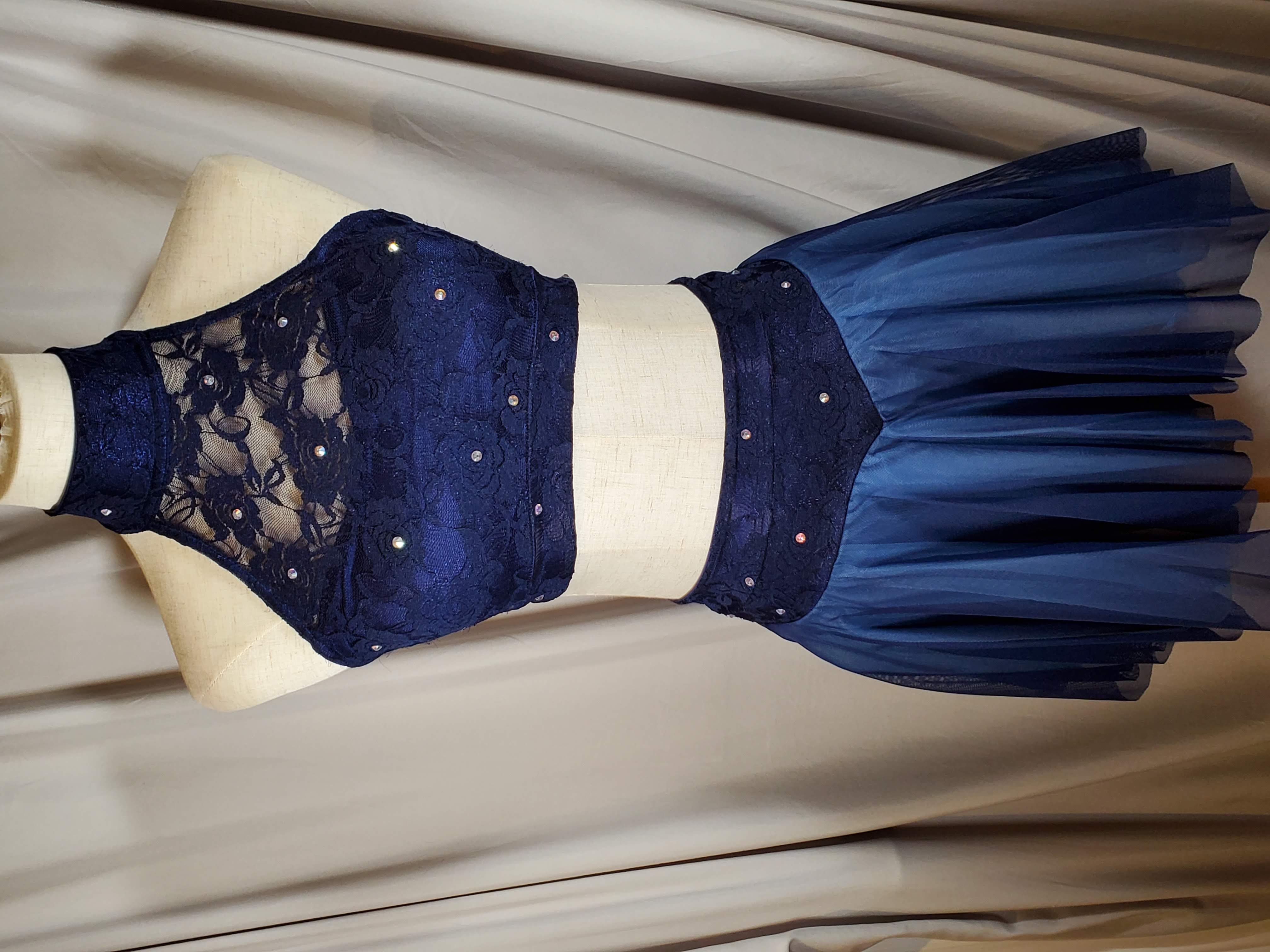 DAN097 - Child Large/Adult X-Small   PENDING