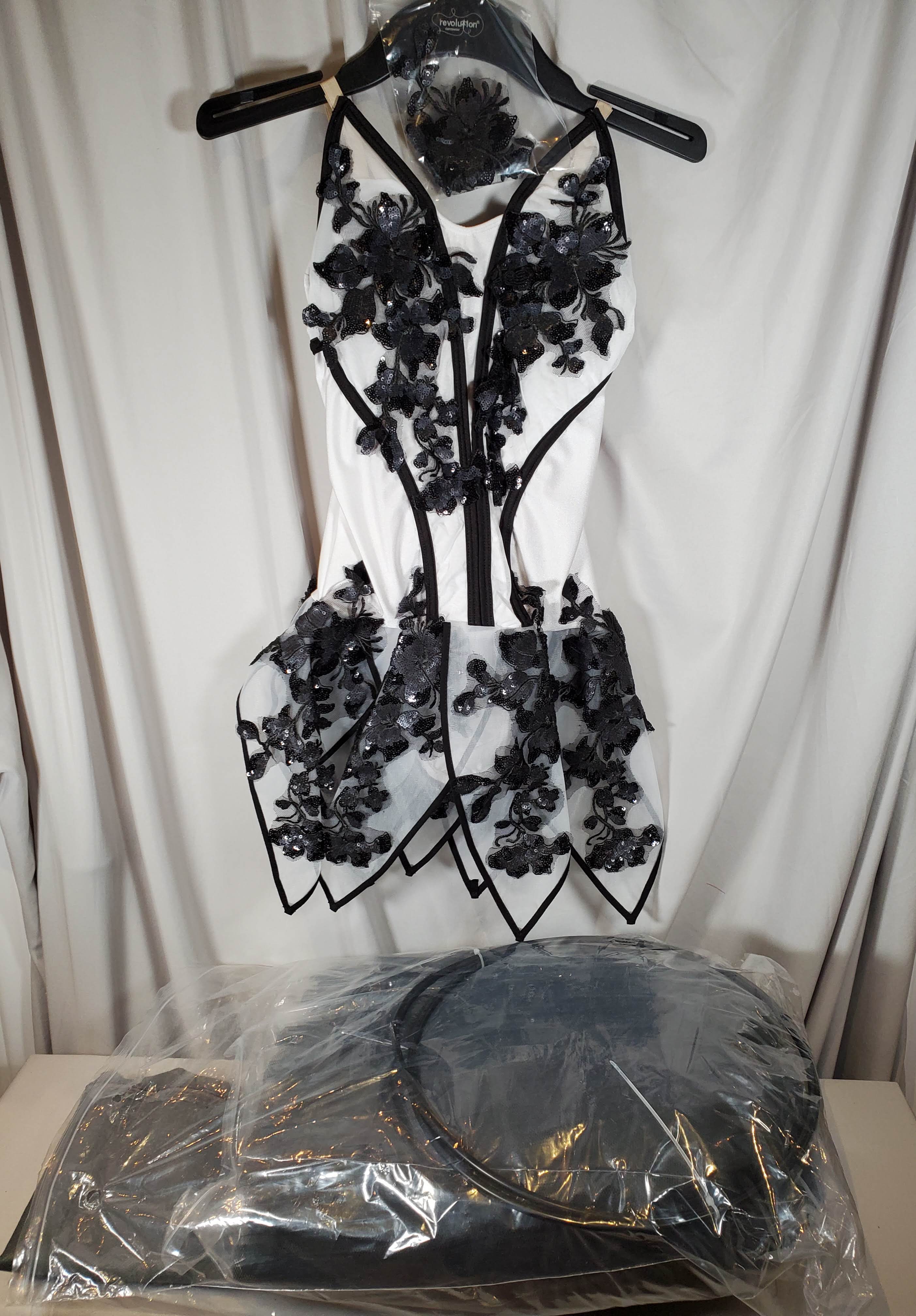 DAN136 - Adult Petite