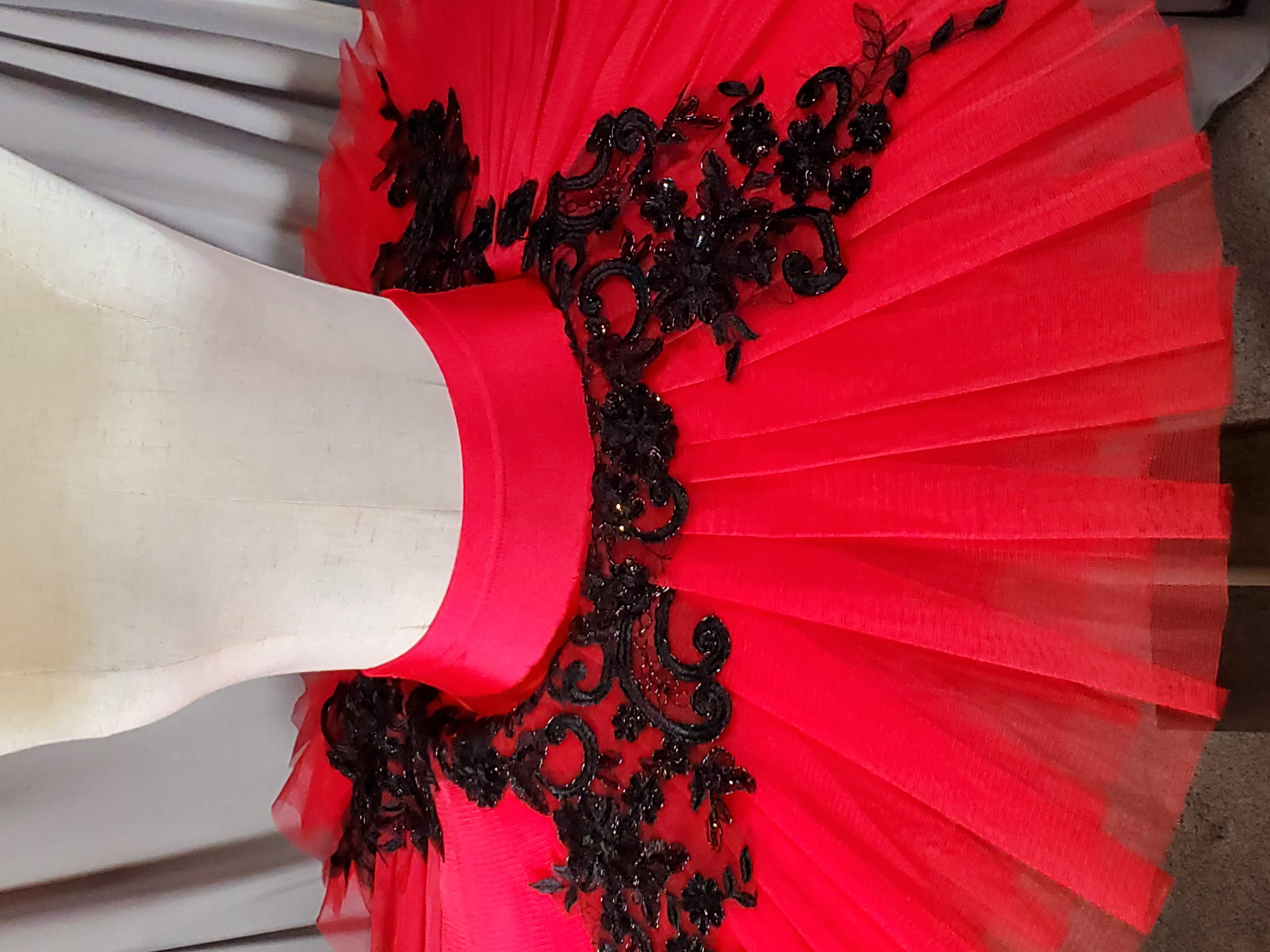 DAN345 - Adult Medium  