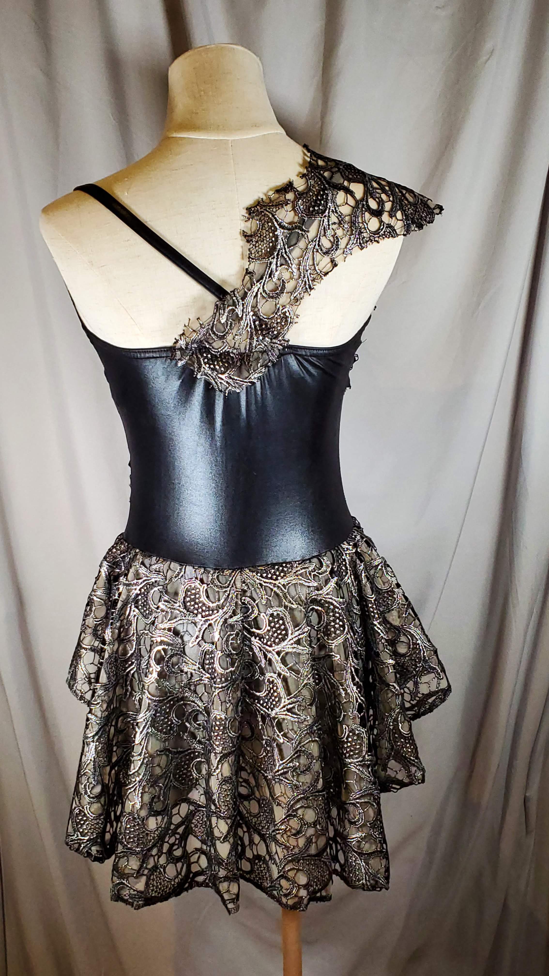 DAN233 - Adult Small