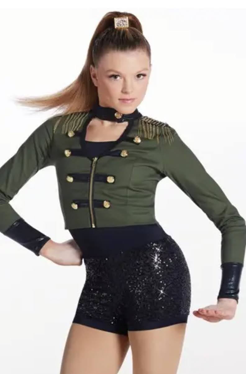 DAN338 - Child Medium, Child Large (5 available)