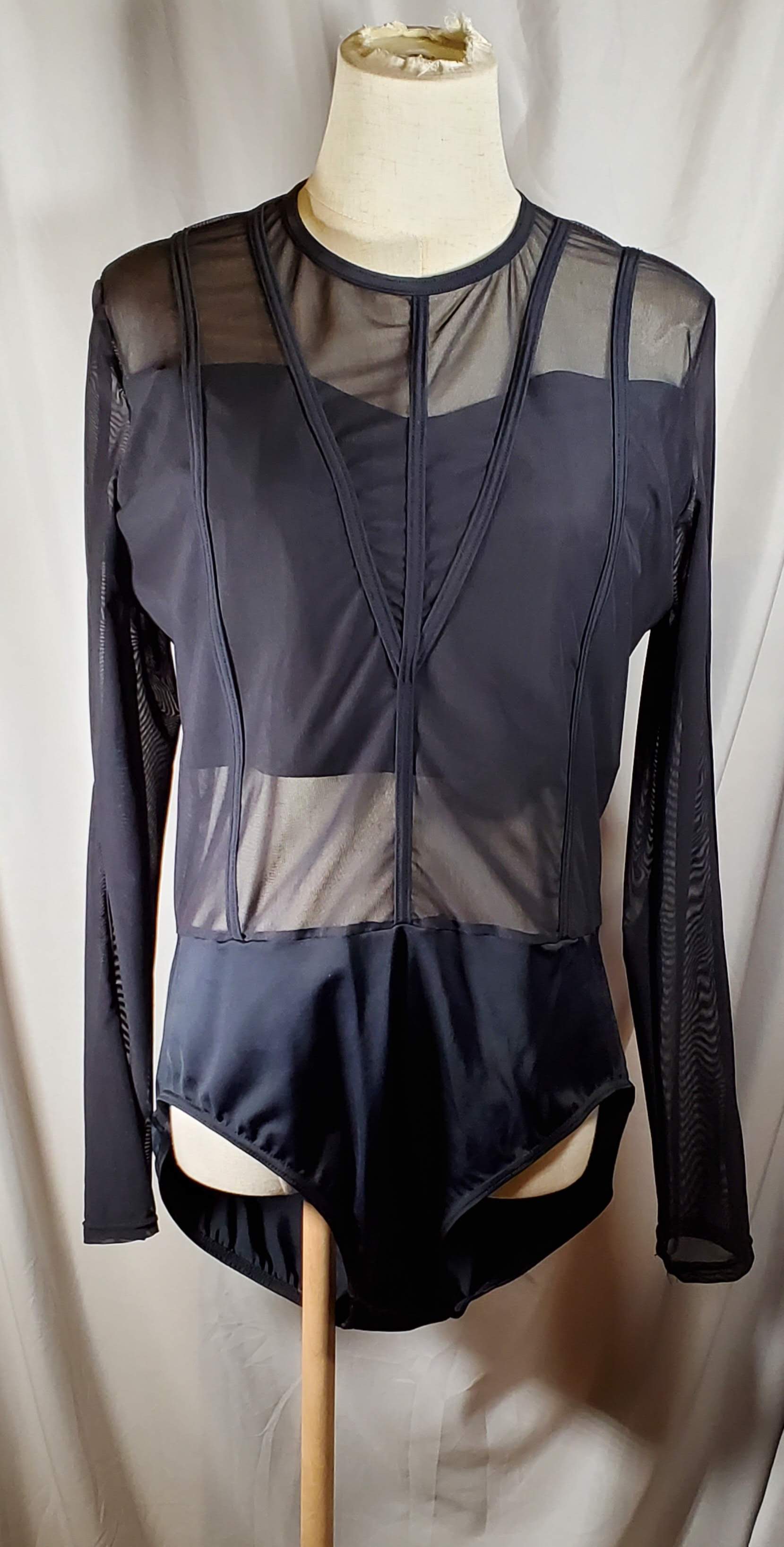 DAN408 - Adult XXLarge  (2 available)