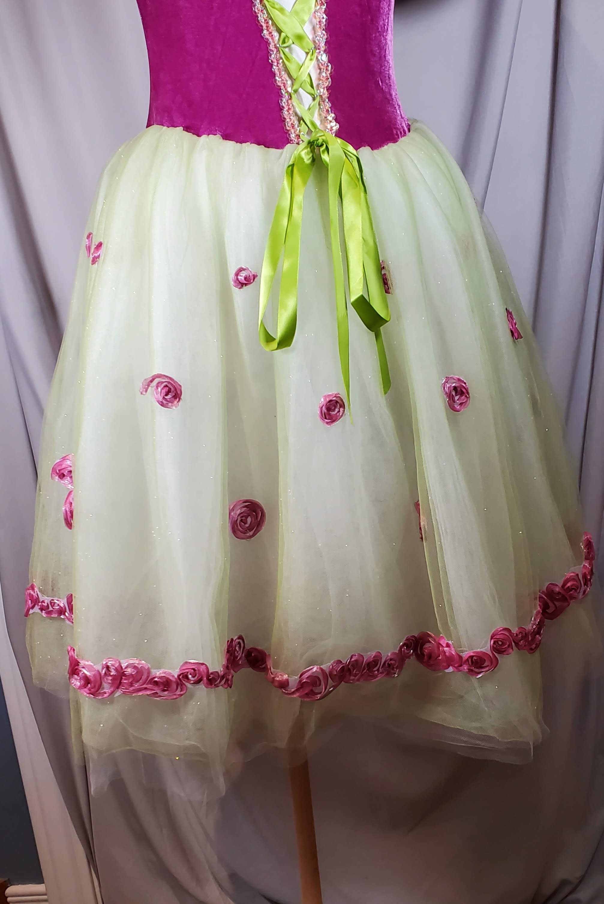 DAN237 - Adult Medium   PENDING