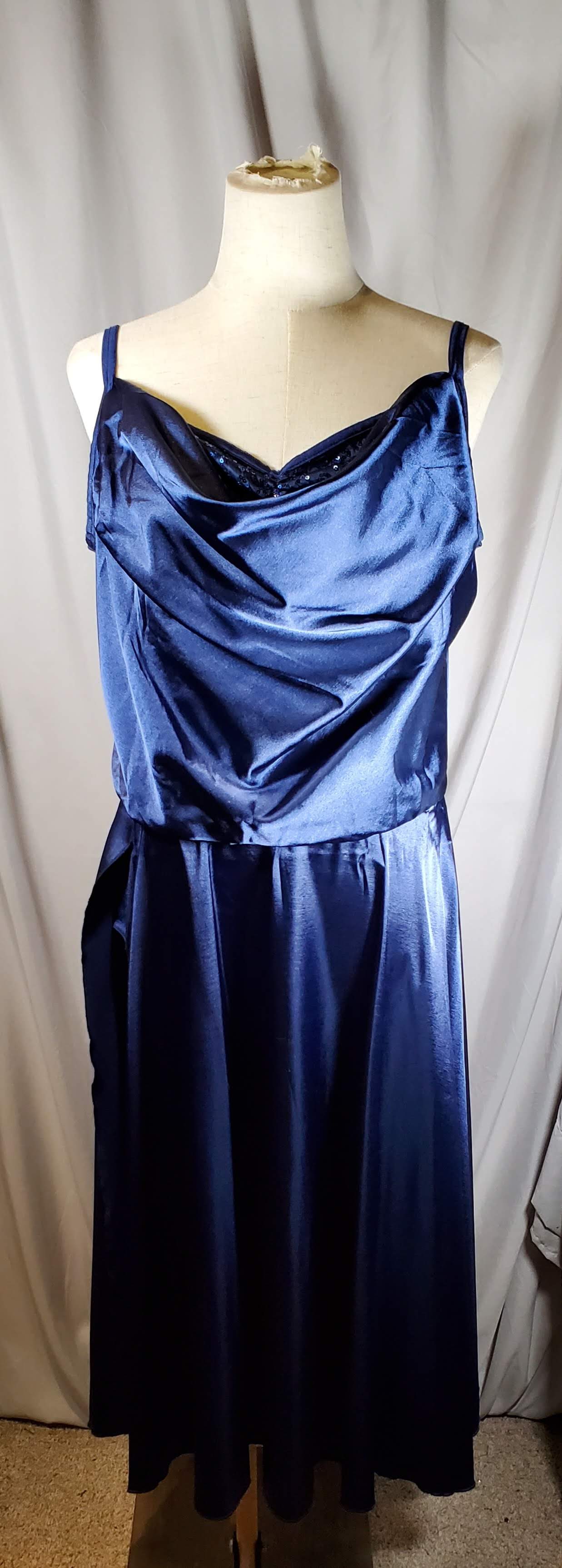 DAN401 - Adult XXLarge  (2 available)