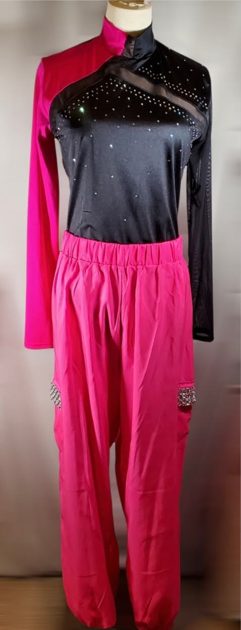 DAN413 - Adult XXLarge  (2 available)