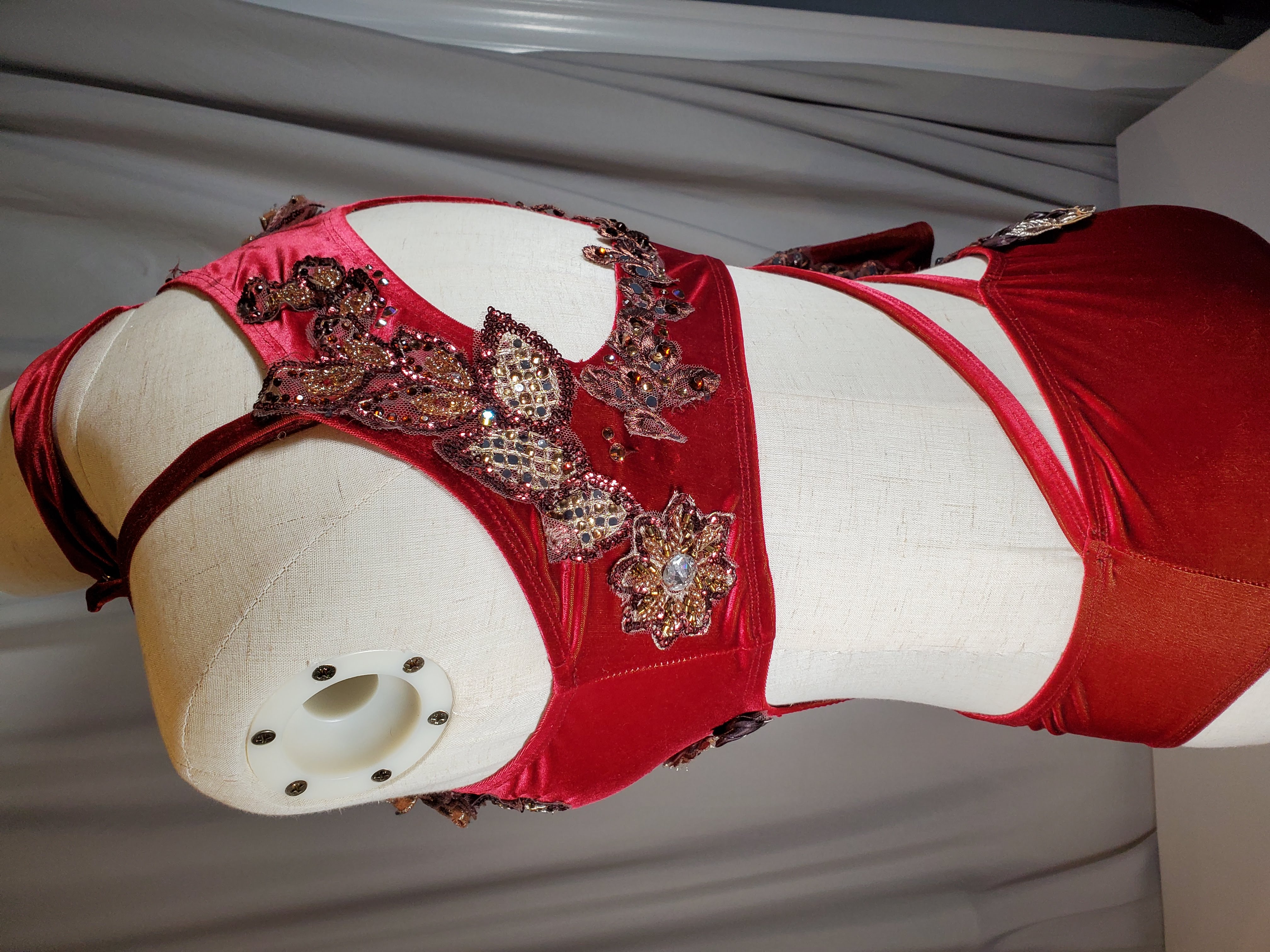 DAN212 - Adult Small