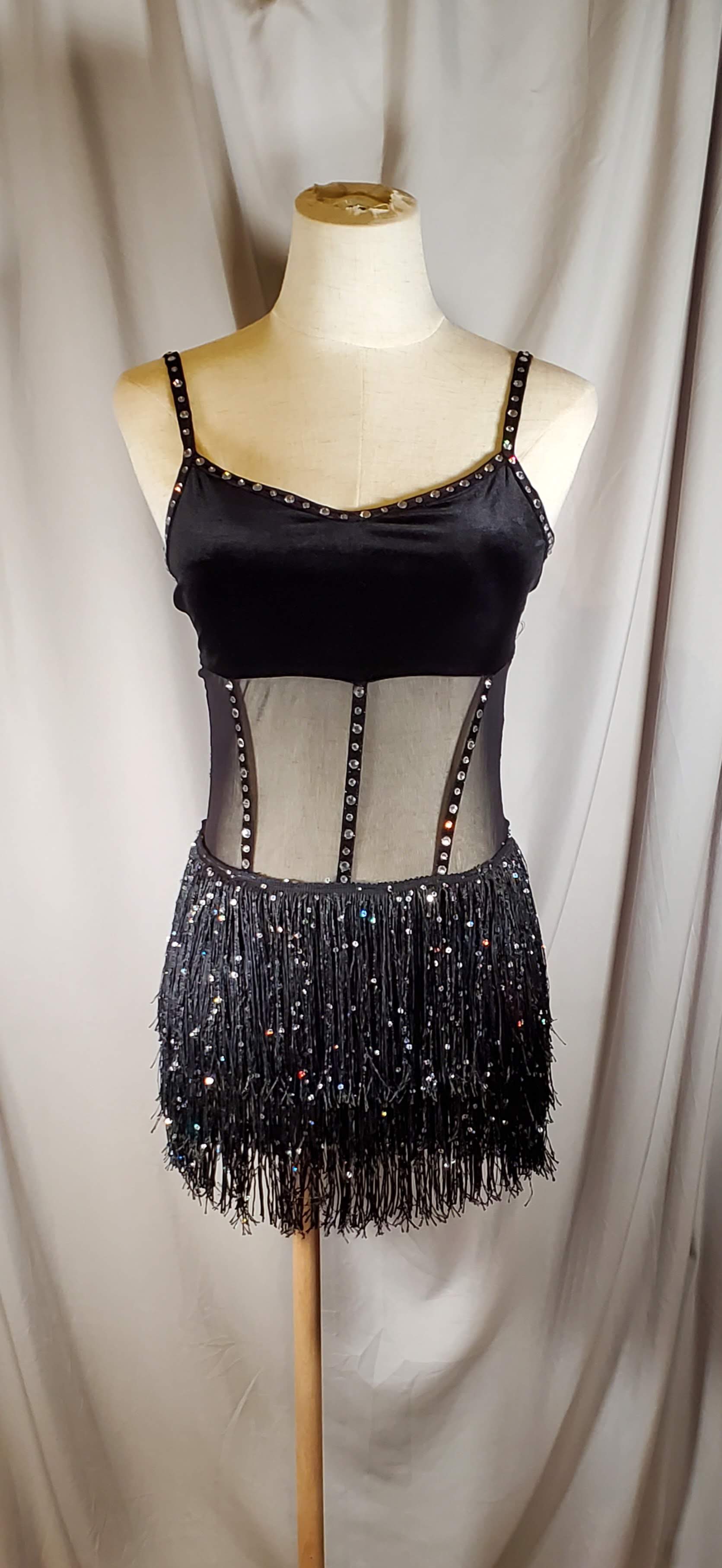 DAN244 - Youth Small  12-14