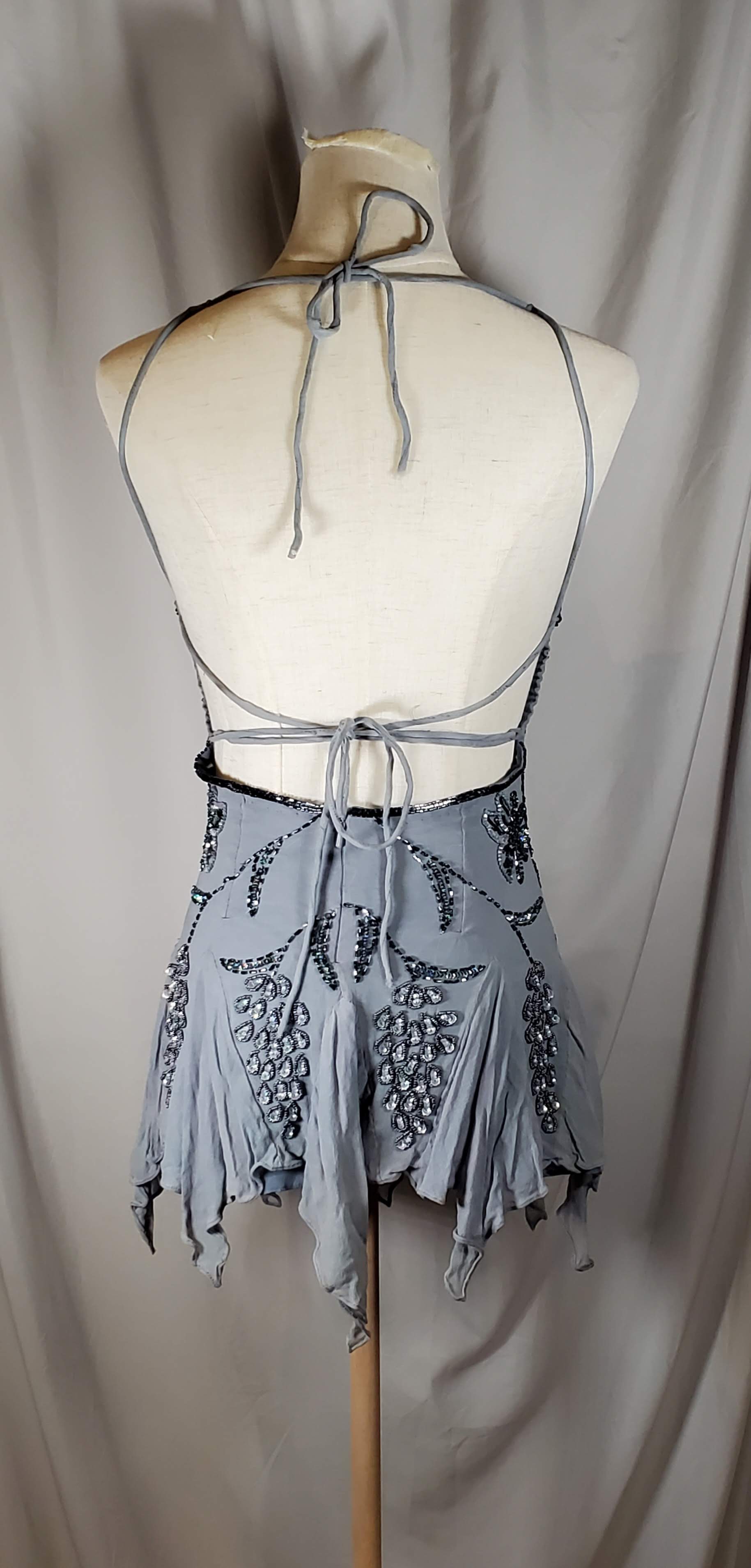 DAN252 - Adult Small   PENDING