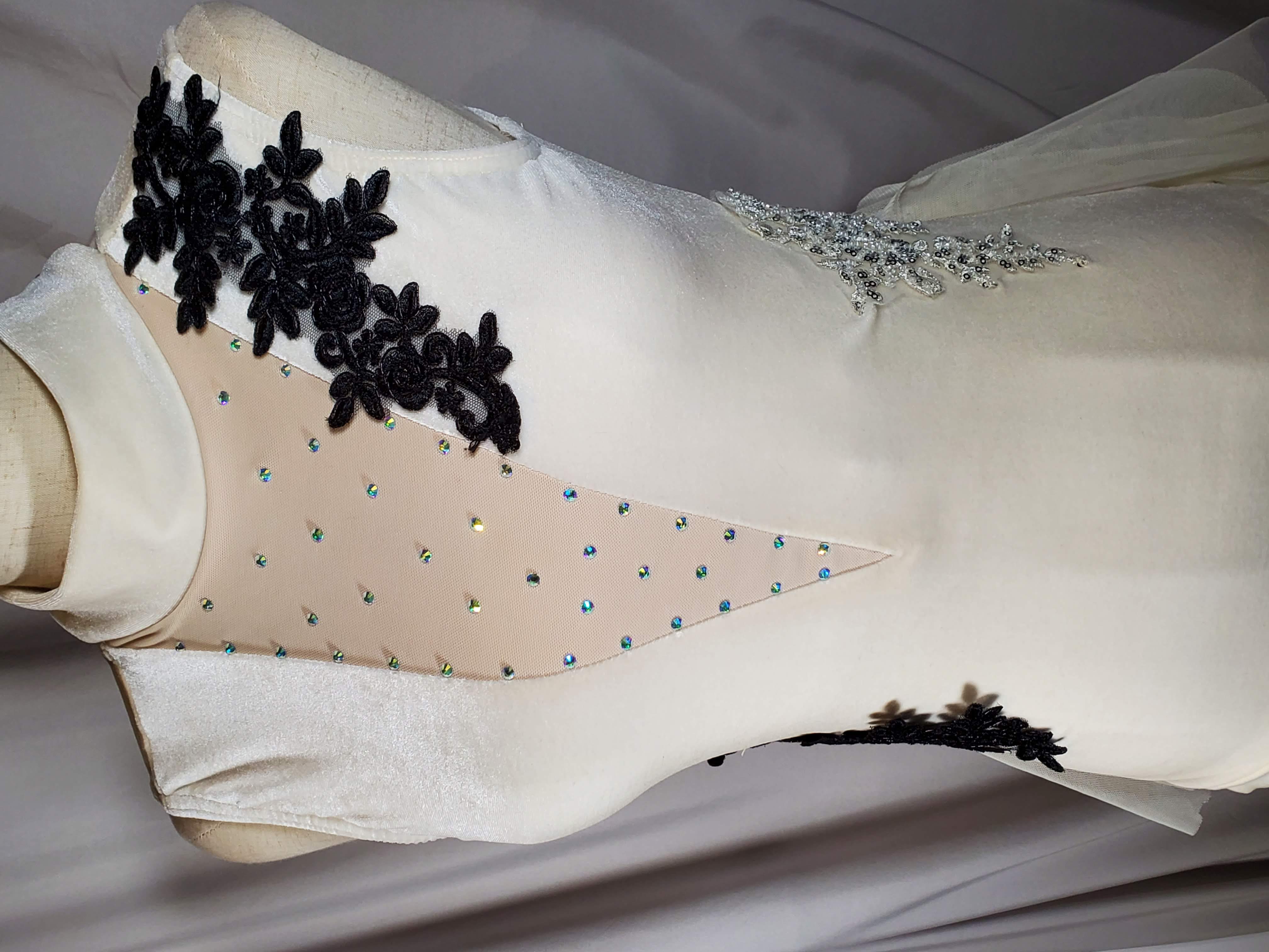 DAN353 - Adult Small