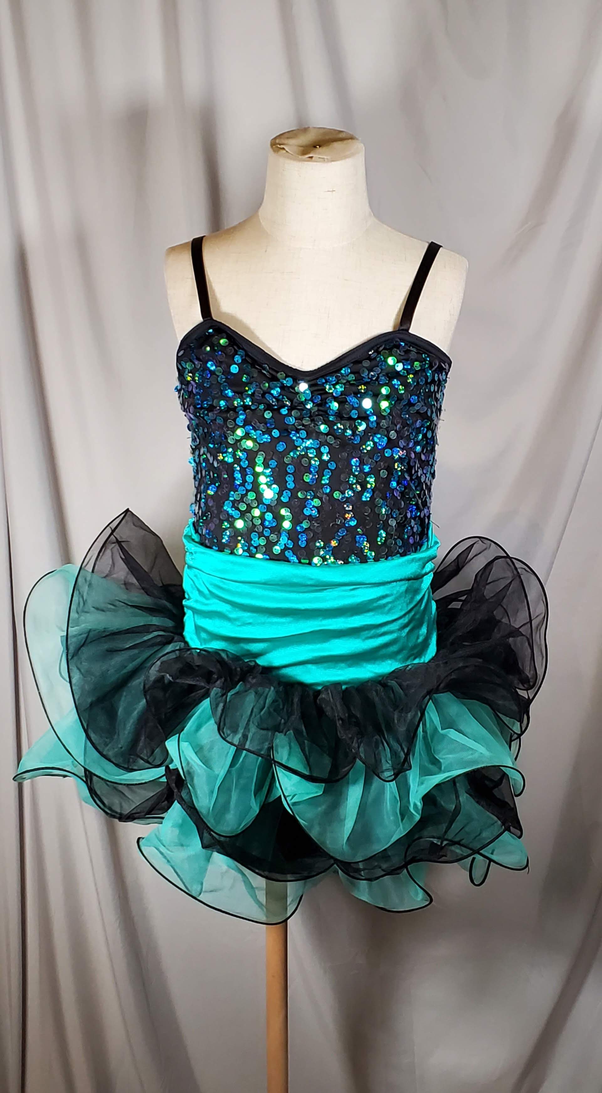 DAN373 - Adult Small (fits small)