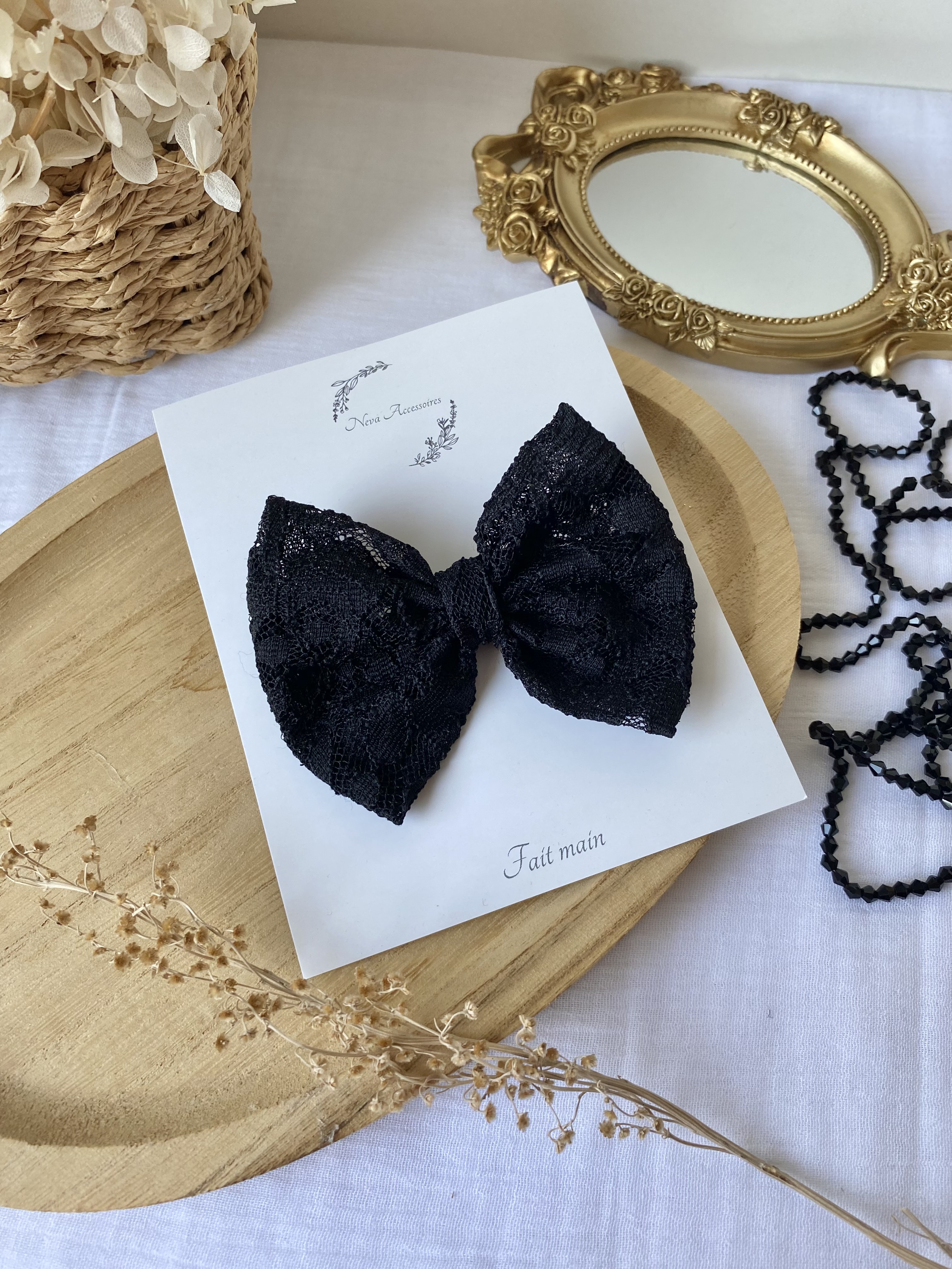 Nœud en dentelle noire M