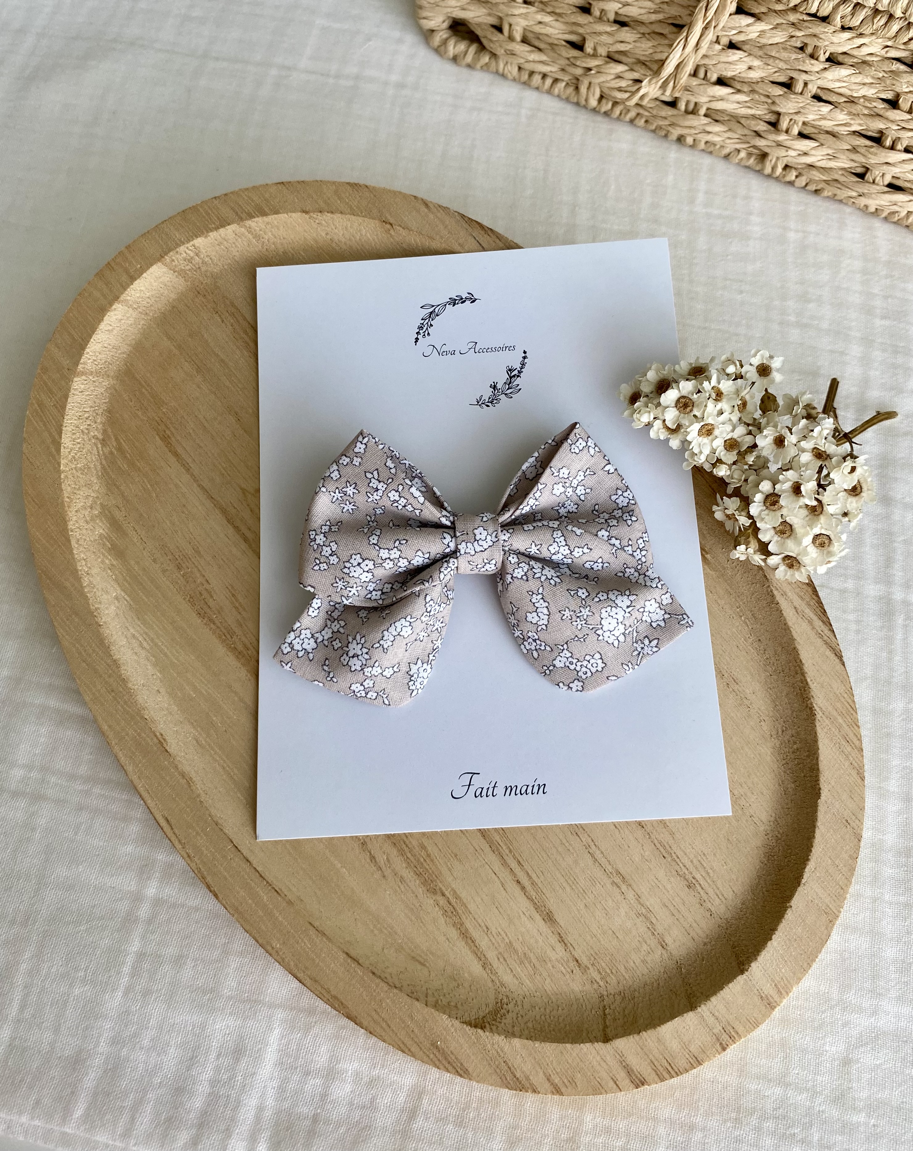 Noeud taupe fleuri L